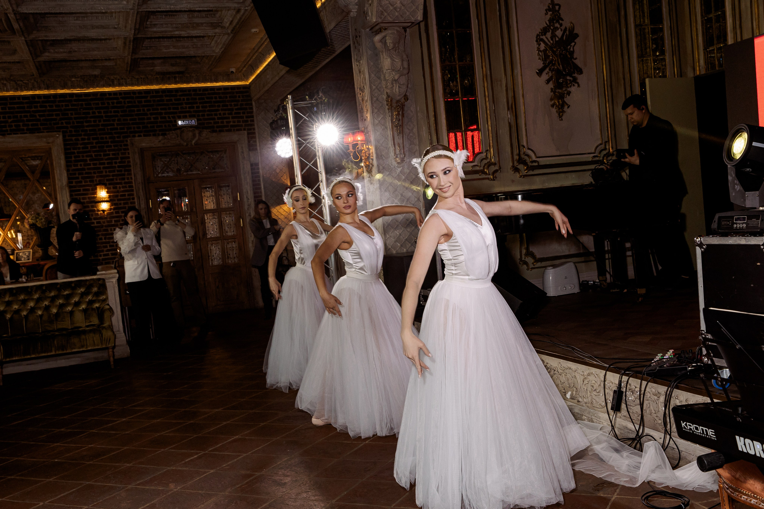 Свадебная выставка. Свадебный и семейный фотограф в Челябинске Юлия Ишимова