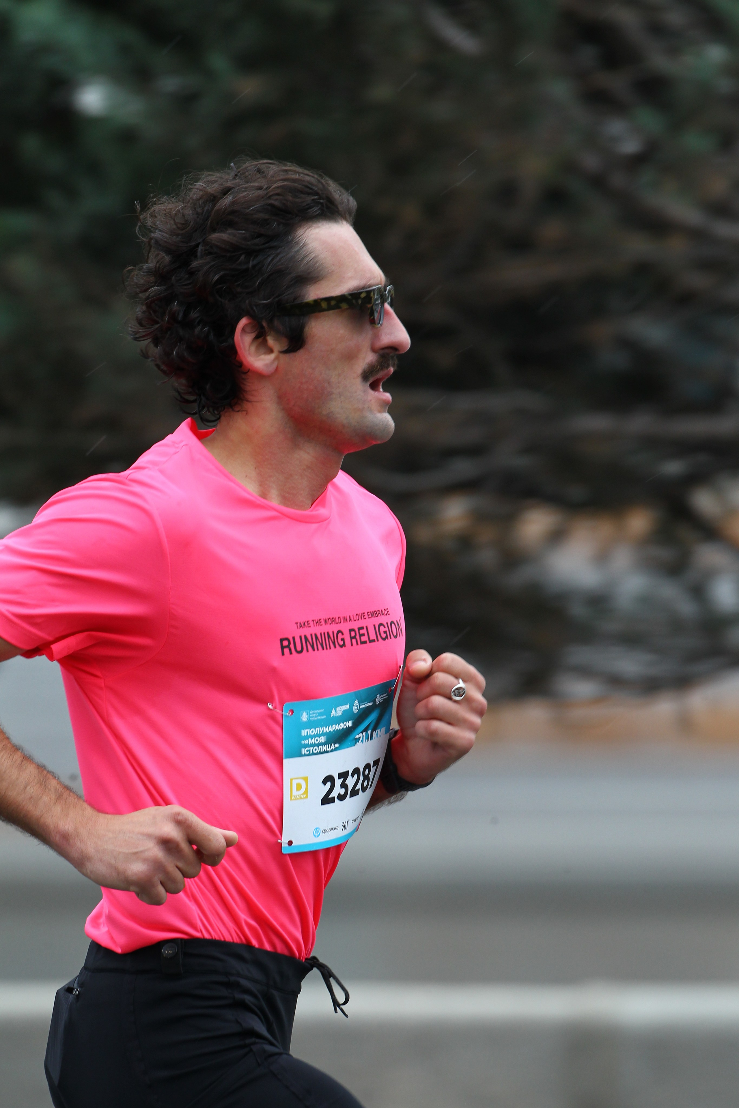 Московский полумарафон Сентябрь 2025. Портретный фотограф в Москве Павел Горчаков