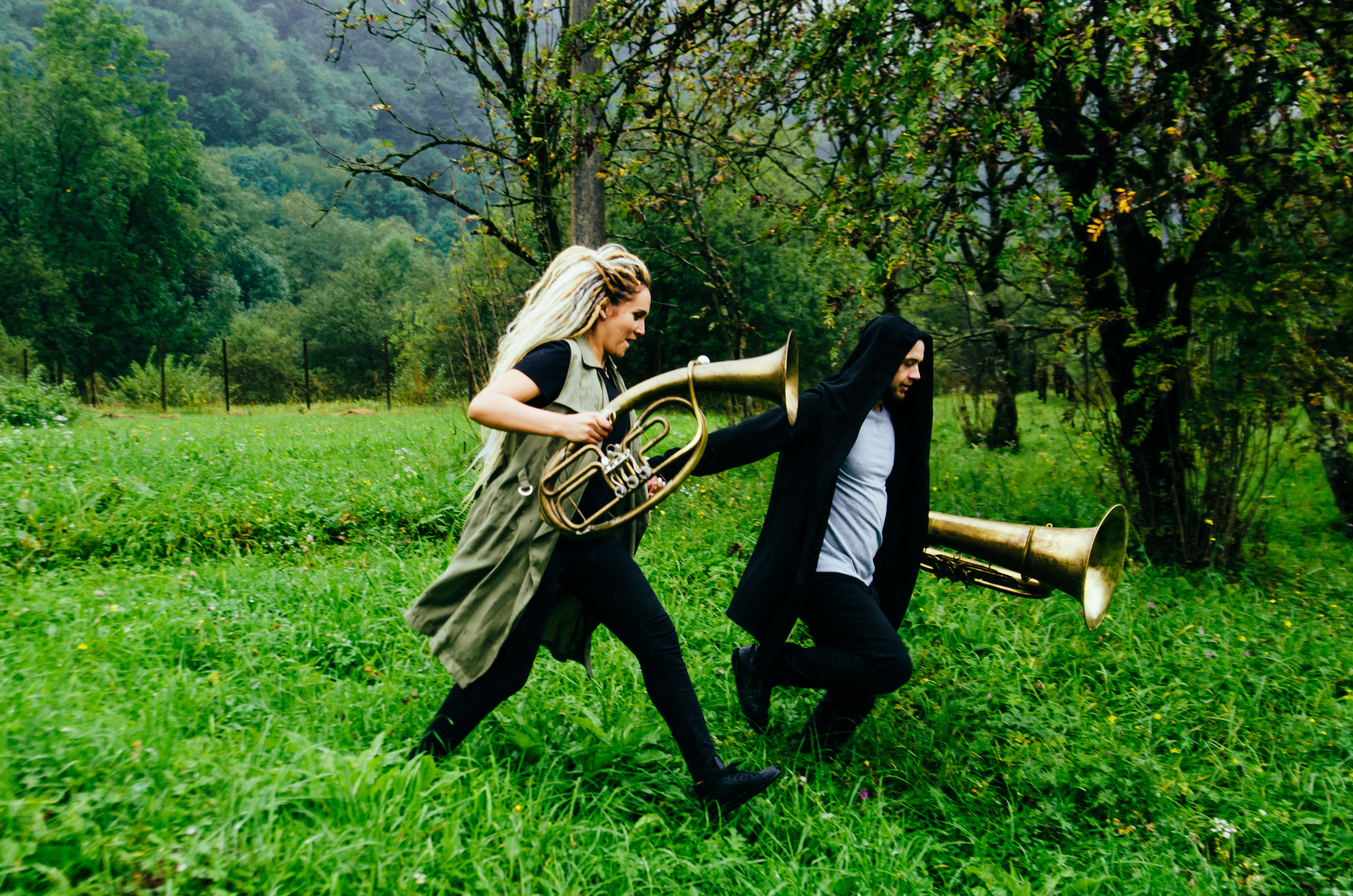 Love Story фотосессия Юлии и Валентина в горах. Фотограф Ольга Дзюба. Фотограф Ольга Дзюба. Фототерапия как зеркало души. КМВ
