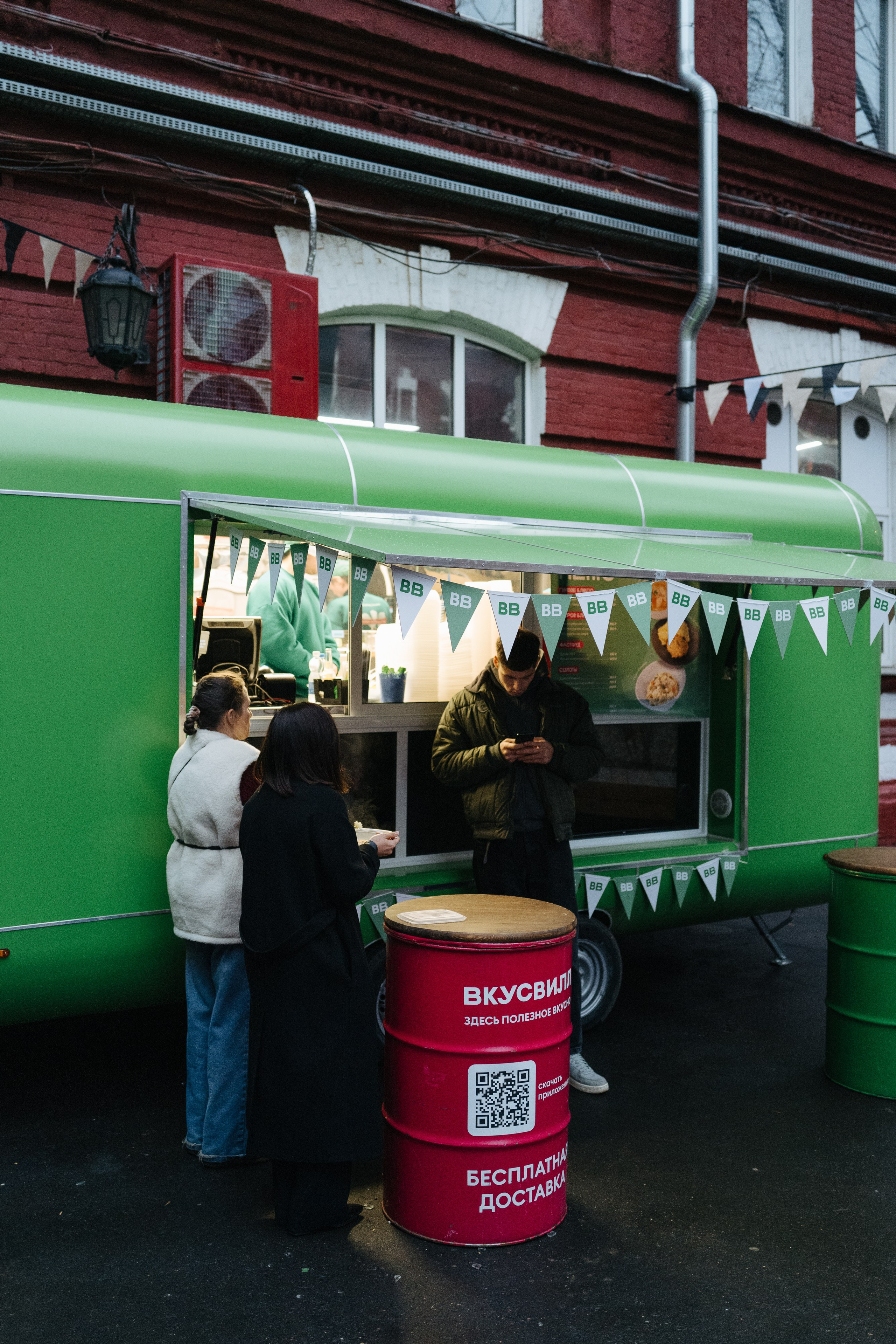 16 ноября 2024 в пространстве «Кристалл» / фото Валерий Белобеев. Фотоотчеты «Ламбада-маркета»