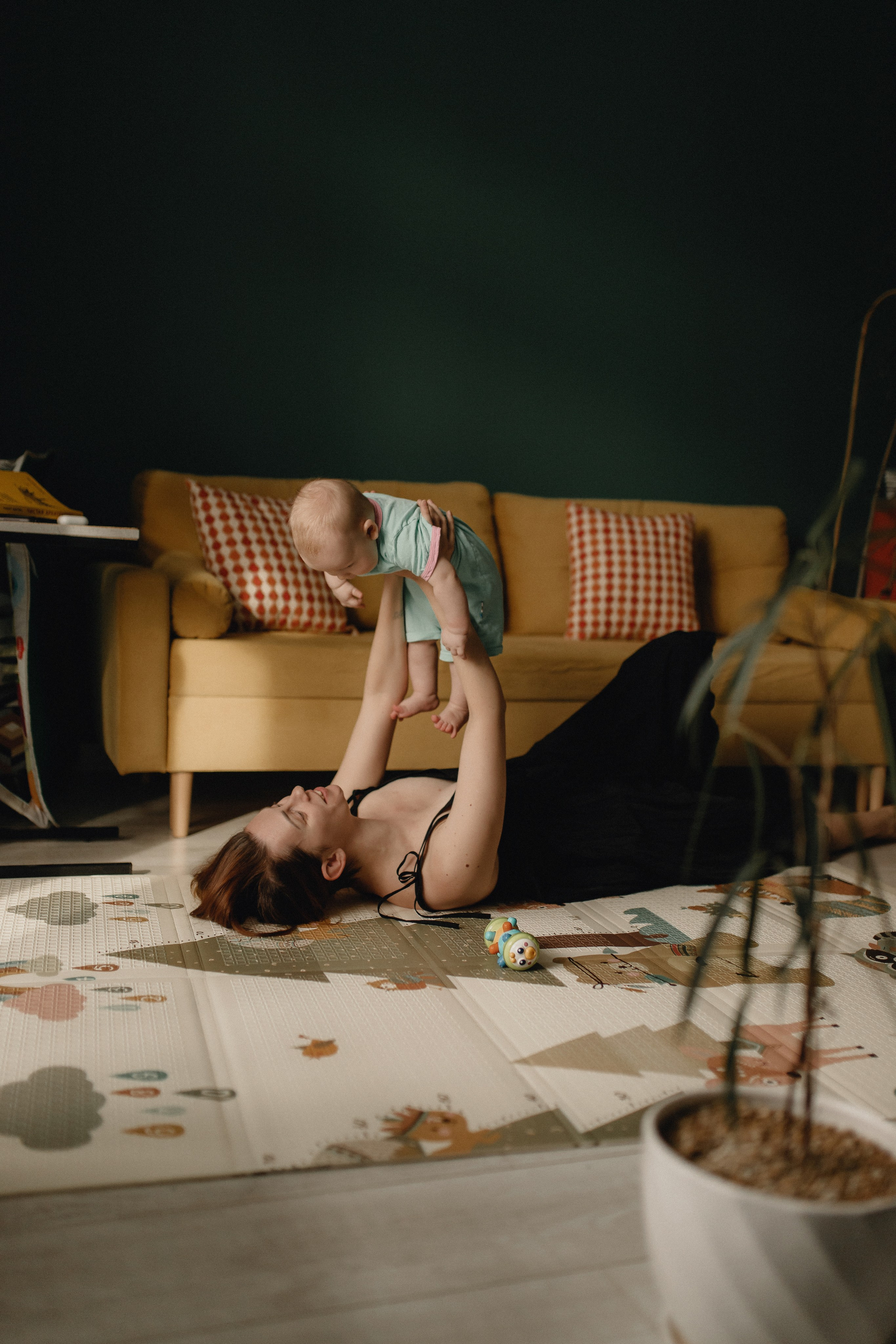 Дима, Катя и малыш Юра. Главная