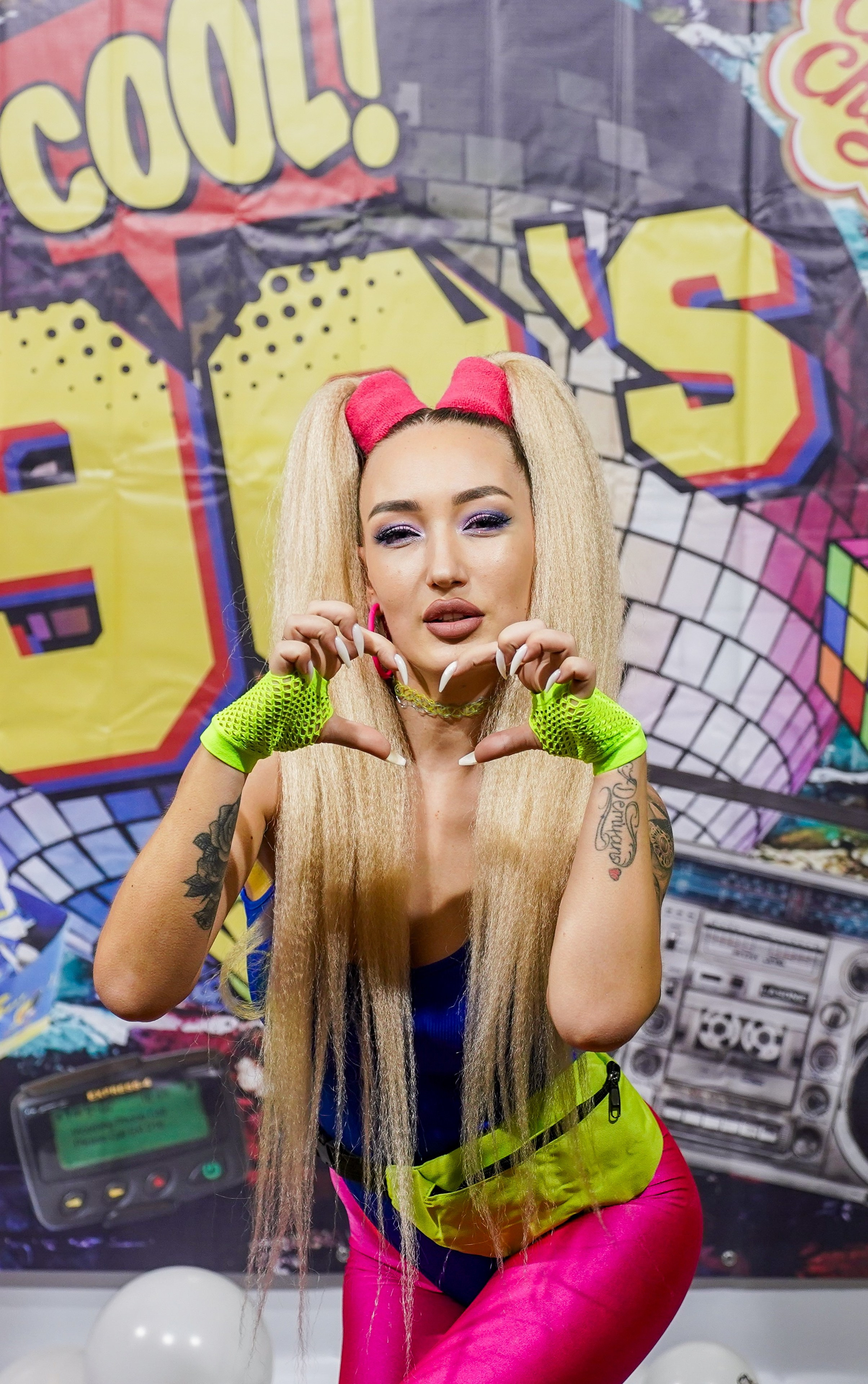 День Рождения в стиле 90-х. Фотограф Новороссийск | Геленджик и ЮФО Эльвина Ясинская