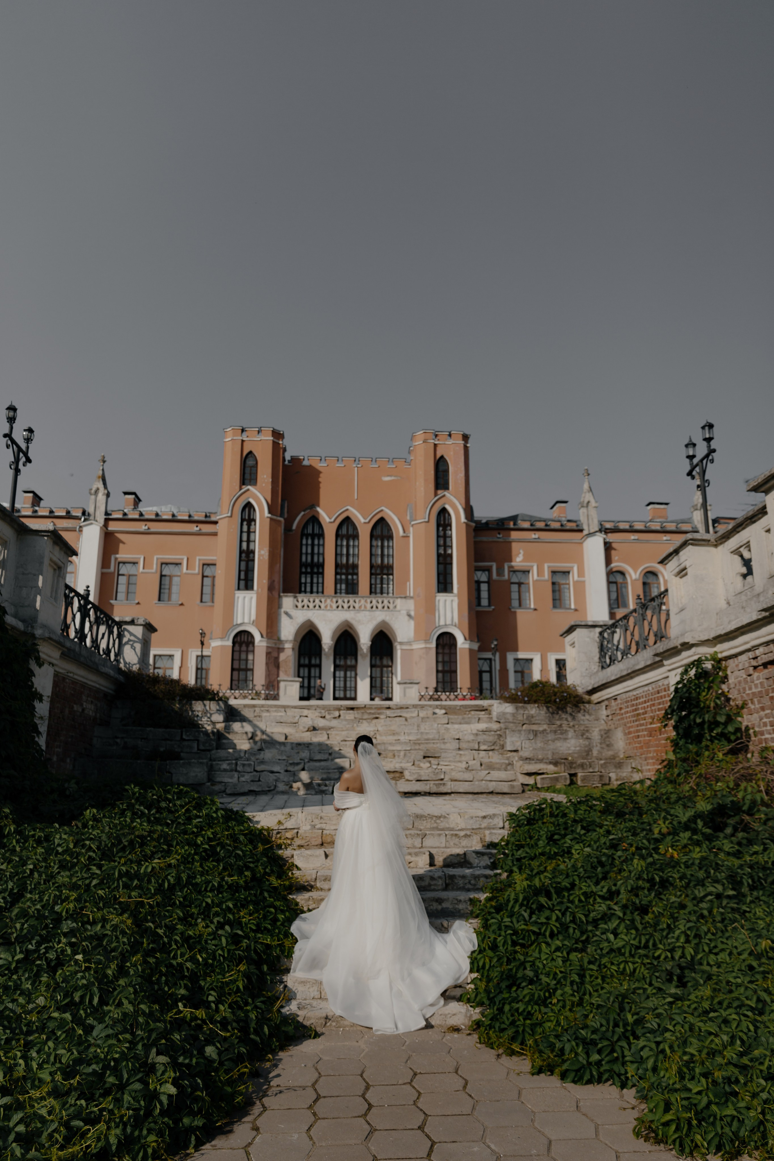 31.08.2024. RETOUCH-HOUSE