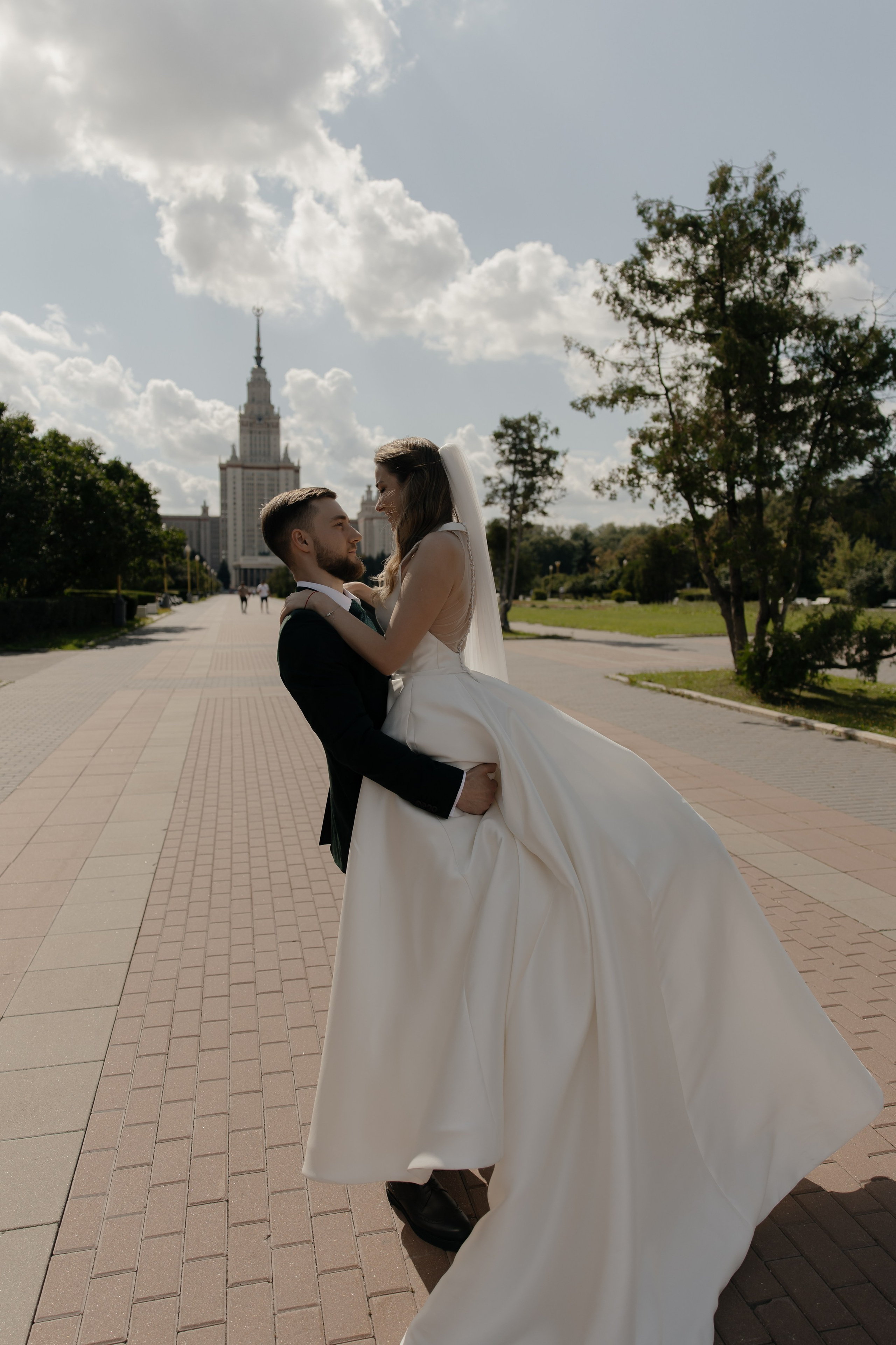 10.08.2024. RETOUCH-HOUSE