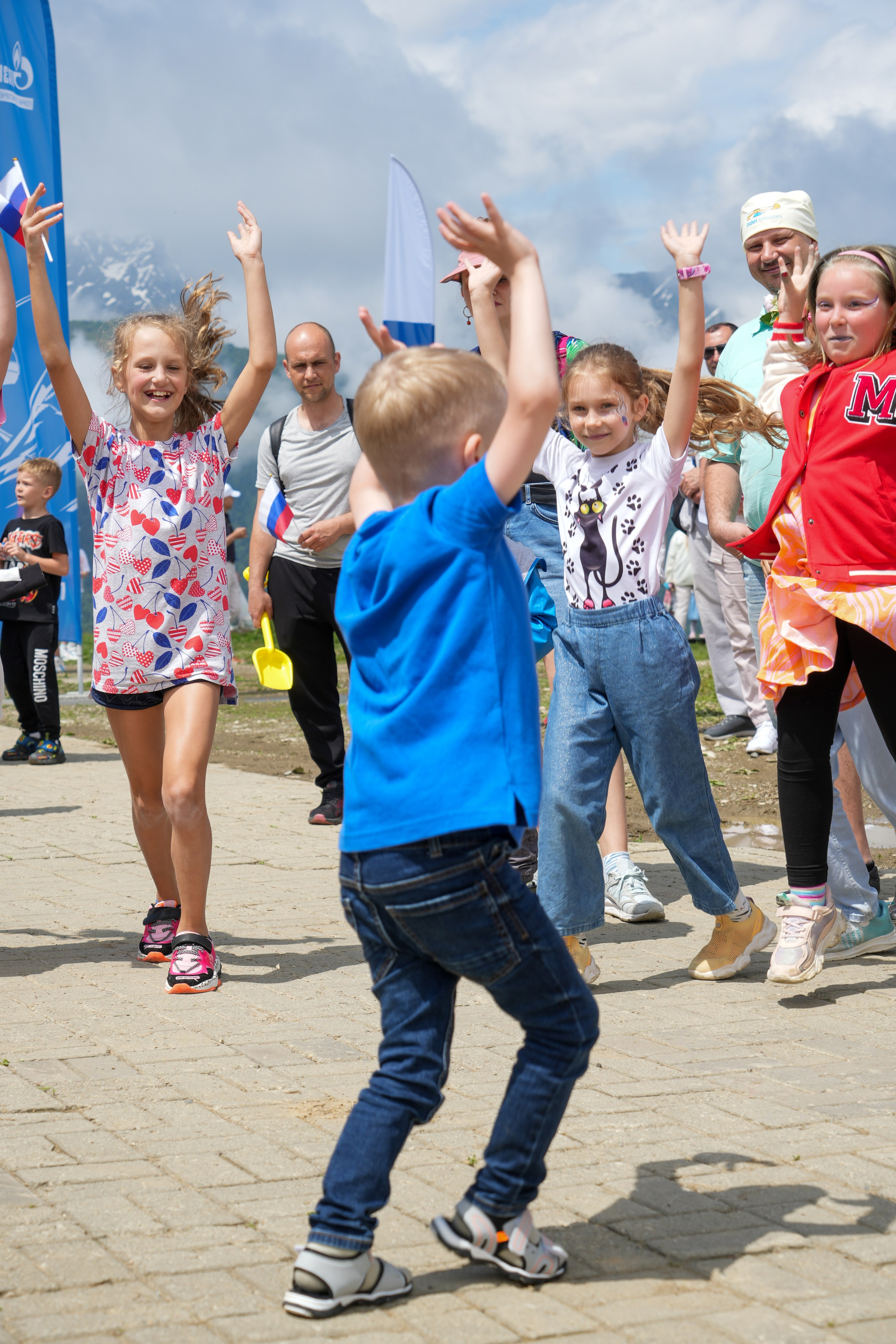 День России на курорте Газпром 2023. Репортажный фотограф в Красной Поляне и Сочи Павлюченко Екатерина