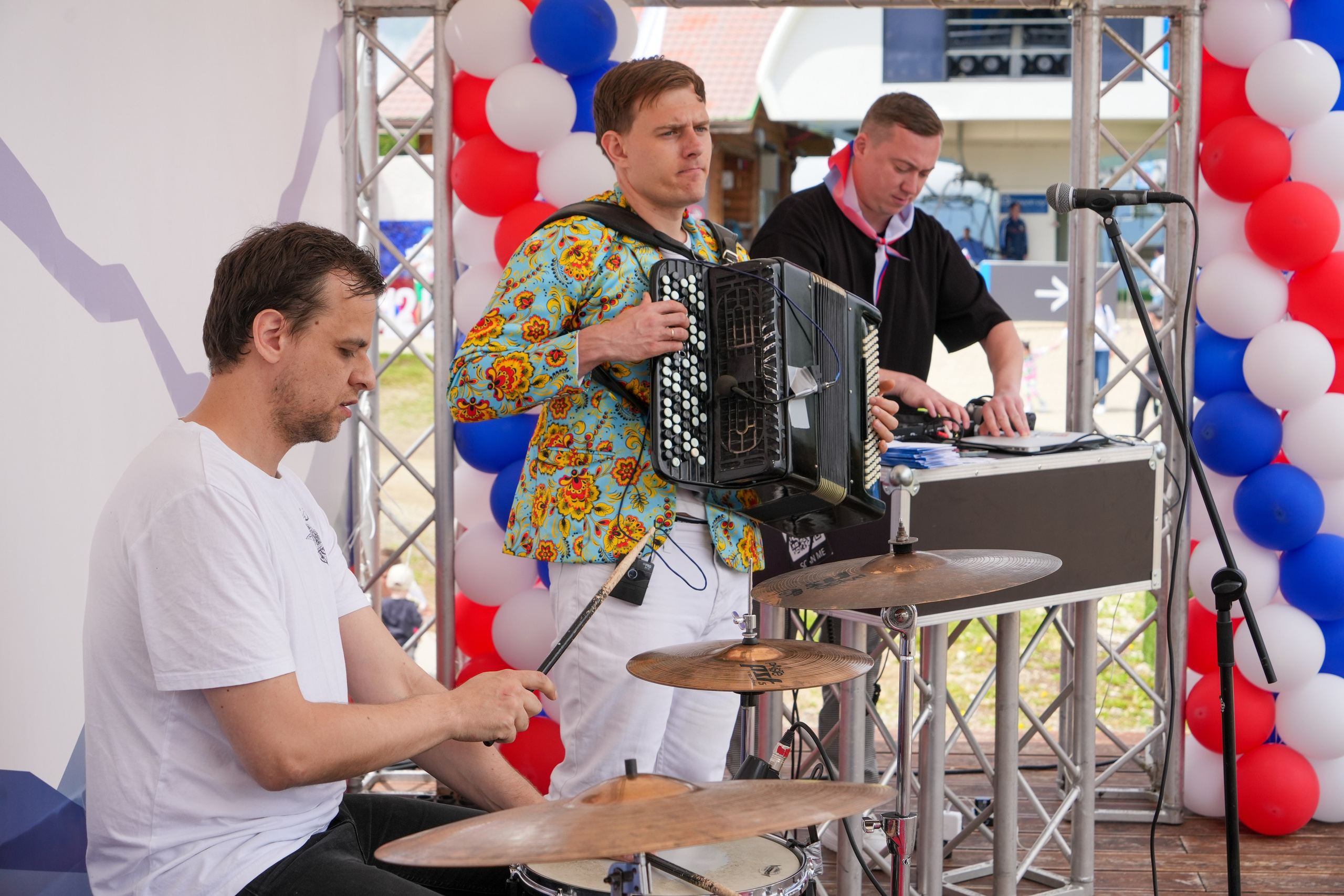 День России на курорте Газпром 2023. Репортажный фотограф в Красной Поляне и Сочи Павлюченко Екатерина