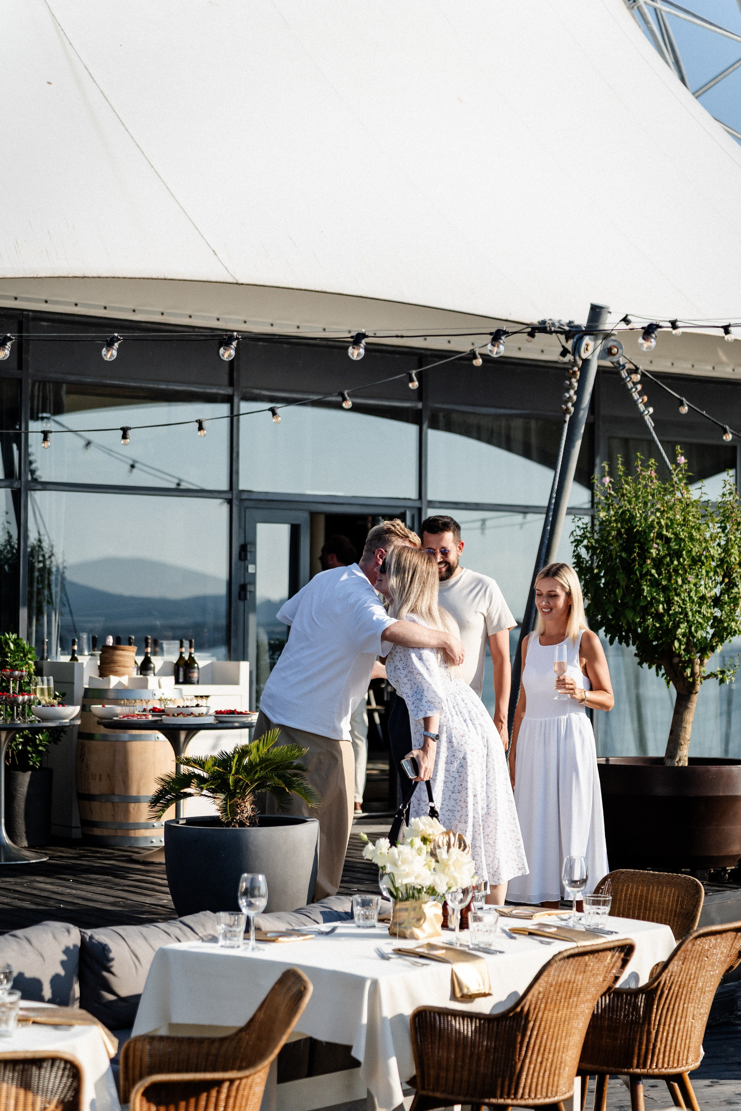 Премия «Что Где Есть» Маяк. Свадебный и репортажный, фуд фотограф в Новороссийске Евгений Александриди