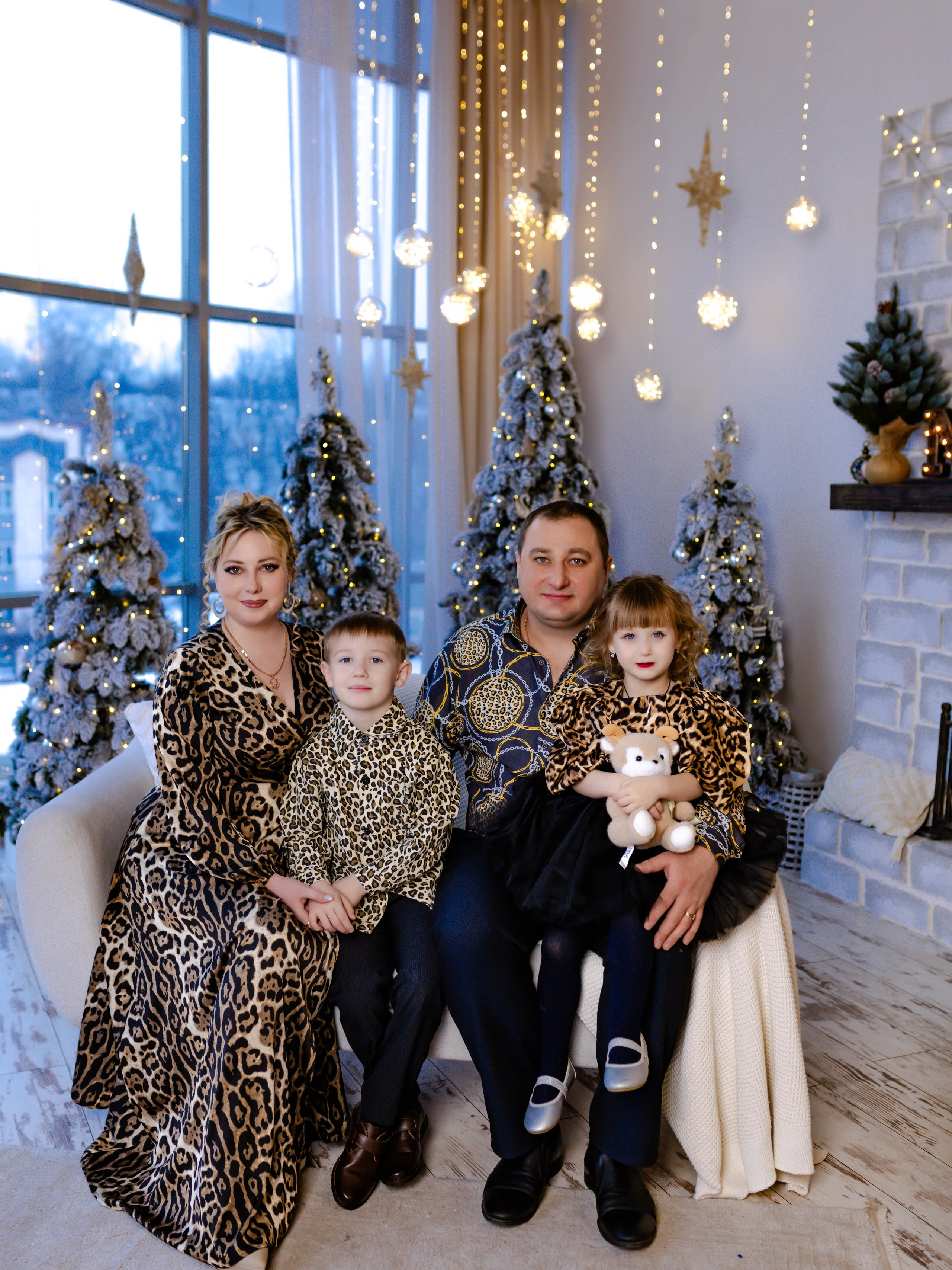 Семейная новогодняя фотосессия. Свадебный и семейный фотограф Виолетта в Липецке