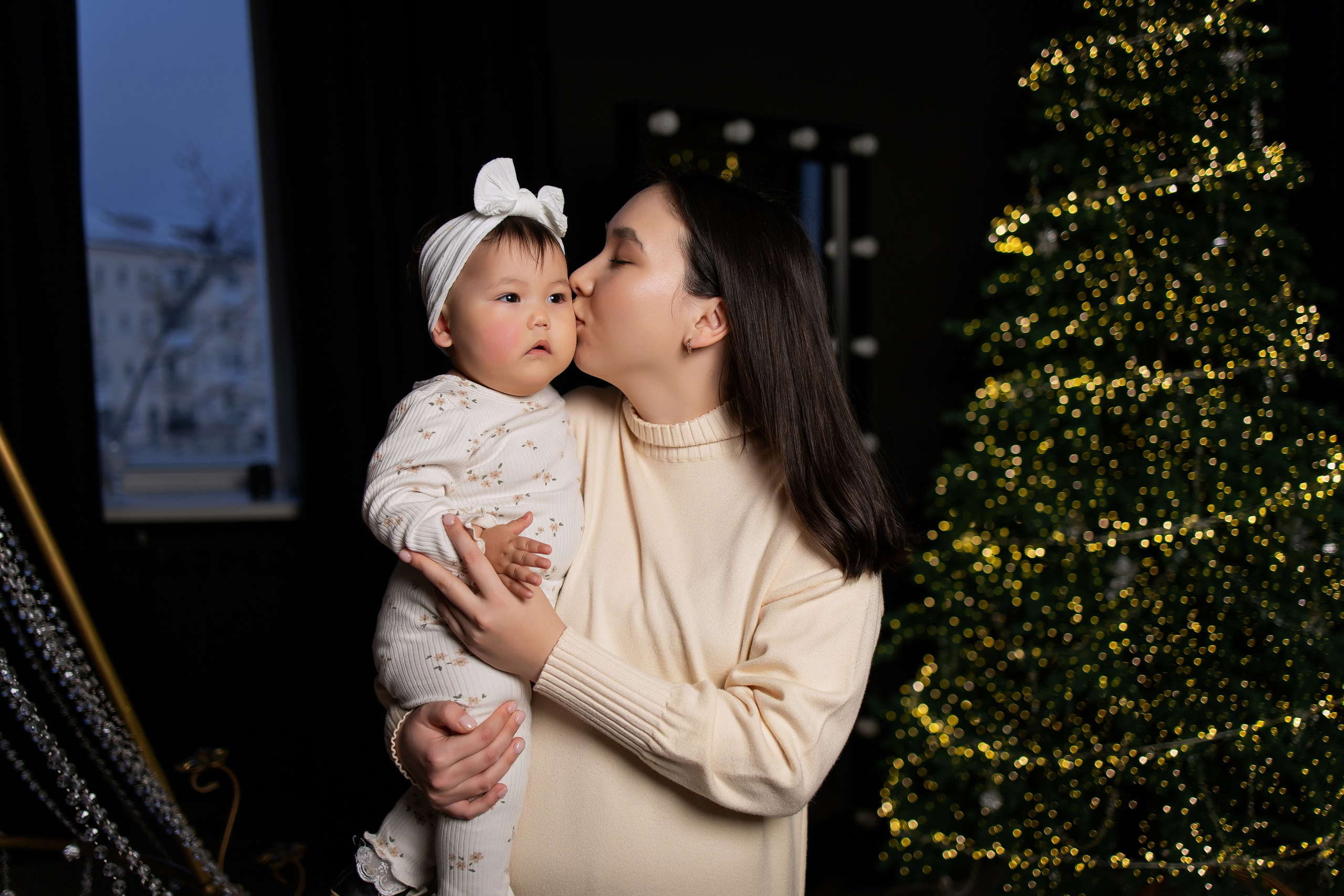 Ваши фотографии. Интерьерная фотостудия Background в Омске