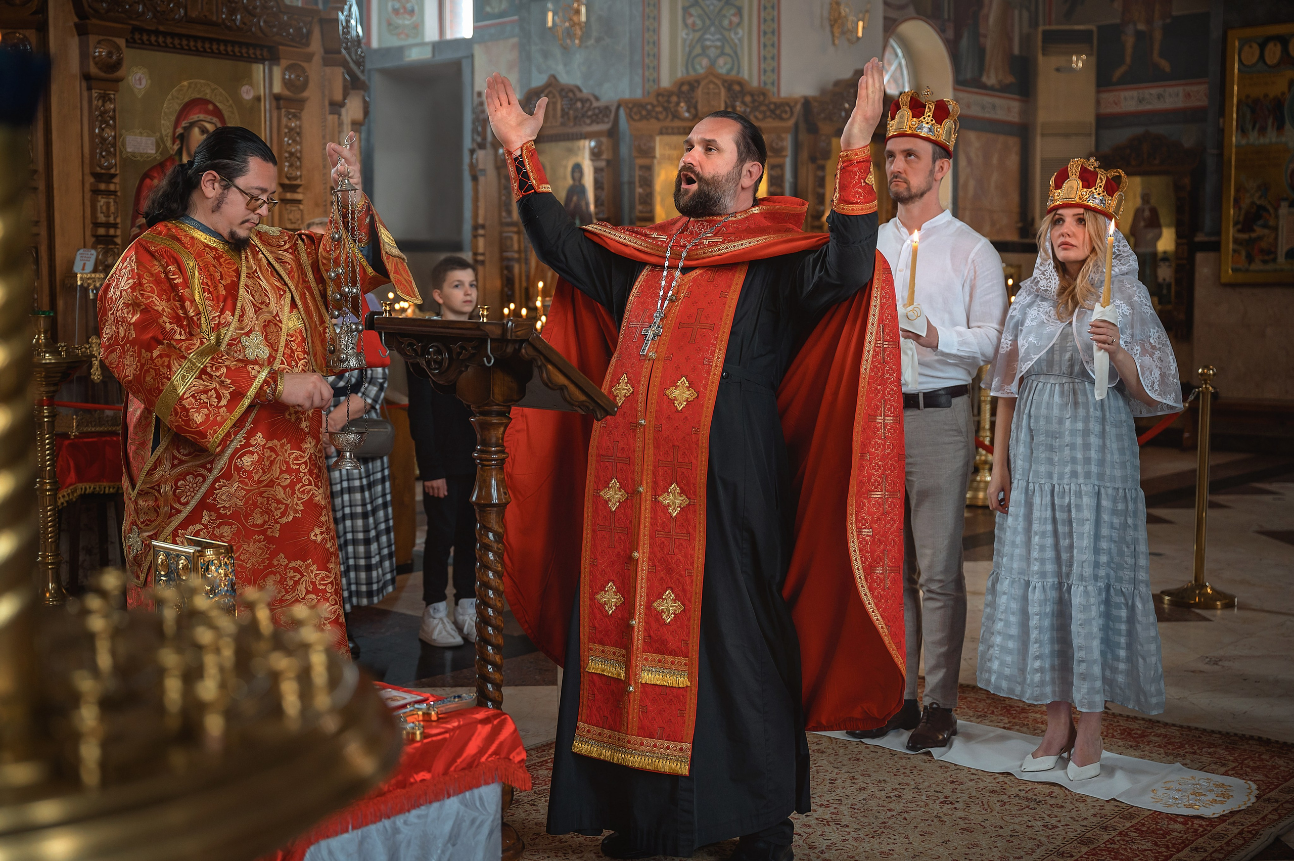 Фотограф на таинство венчания в Краснодаре. Фотограф и видеограф на крещение, венчание, Краснодар