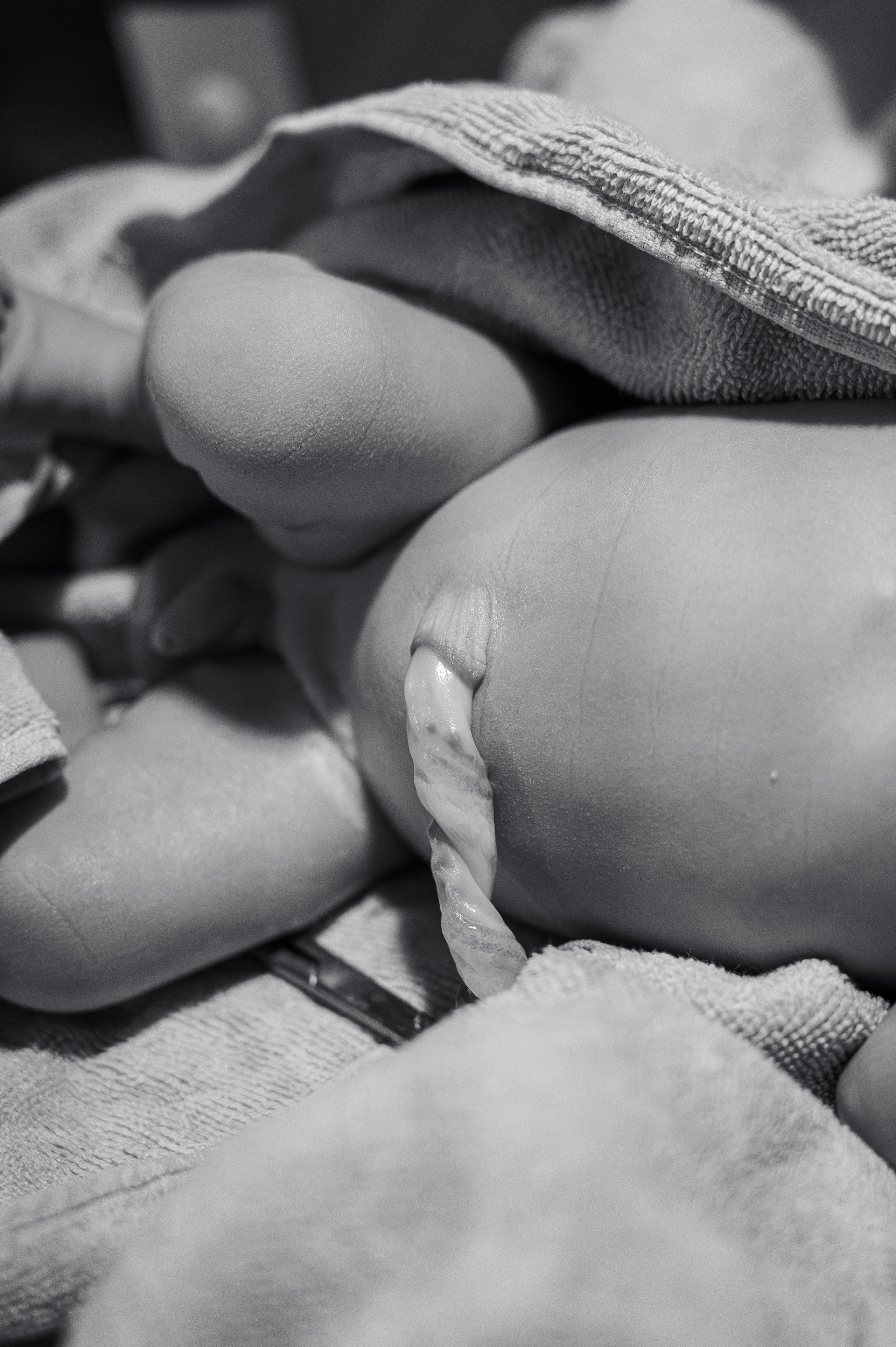 Михаил и Иван родились. Фотограф на роды СПБ Юлия Герасимова