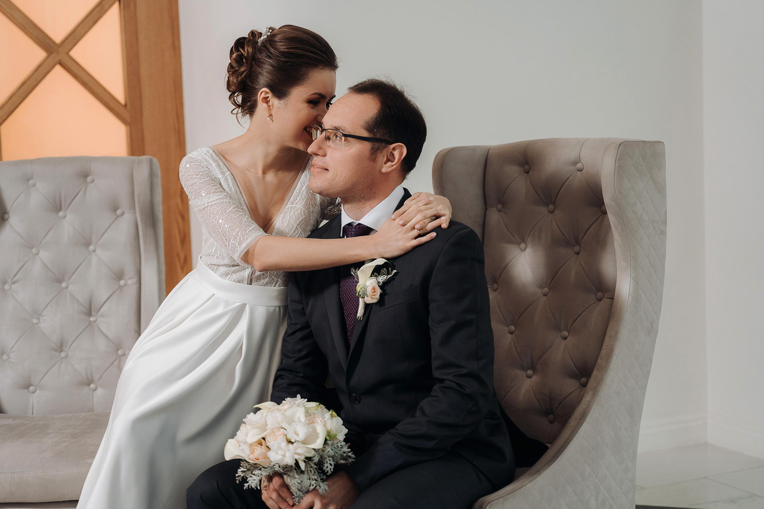 Стоимость услуг свадебной фотосессии (ЗАГС+прогулка) в Москве и МО