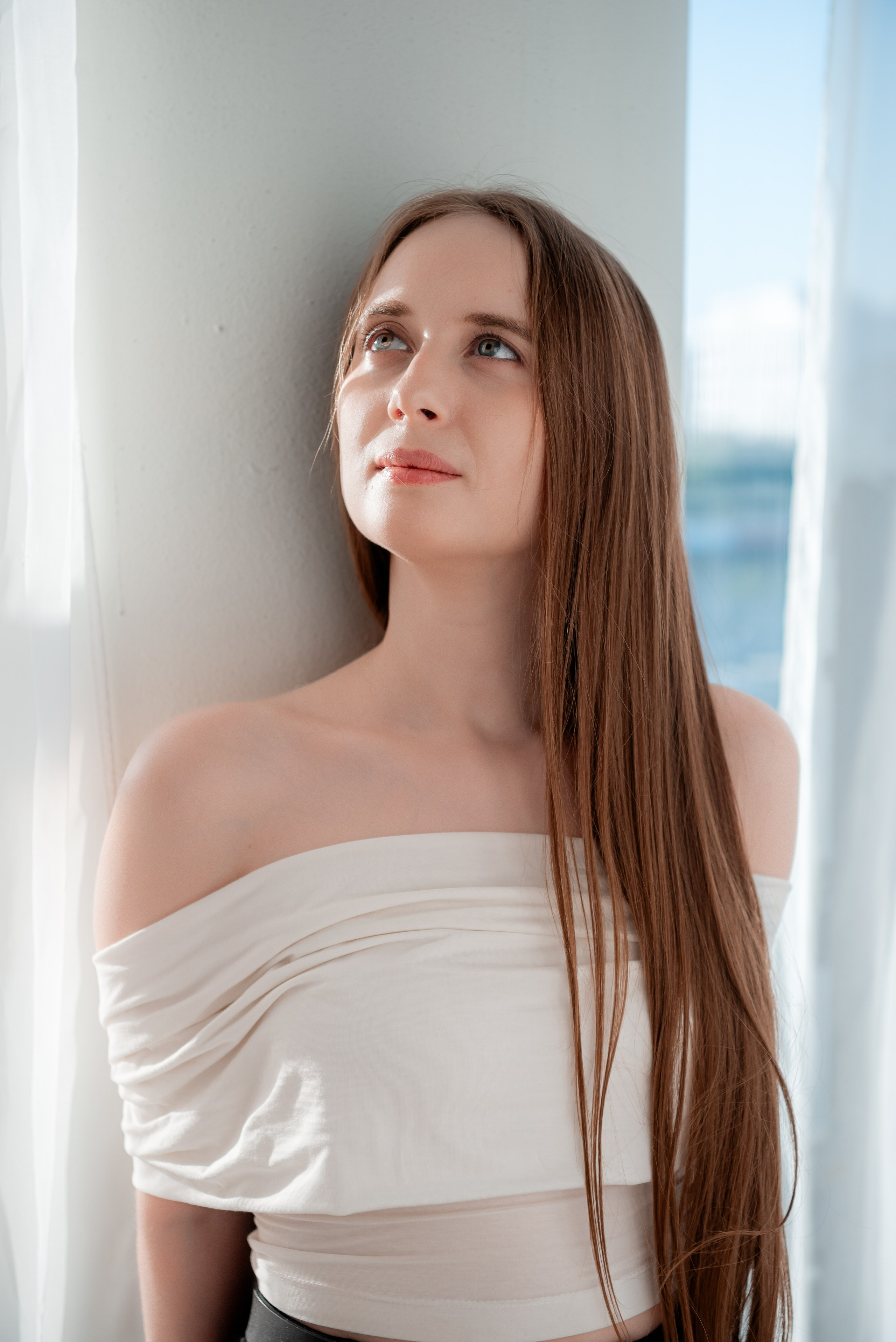 Студийная фотосессиия для девушки в Волгоградской студии Фабрика. Фотограф в Волгограде и Волжском Александр Горбань