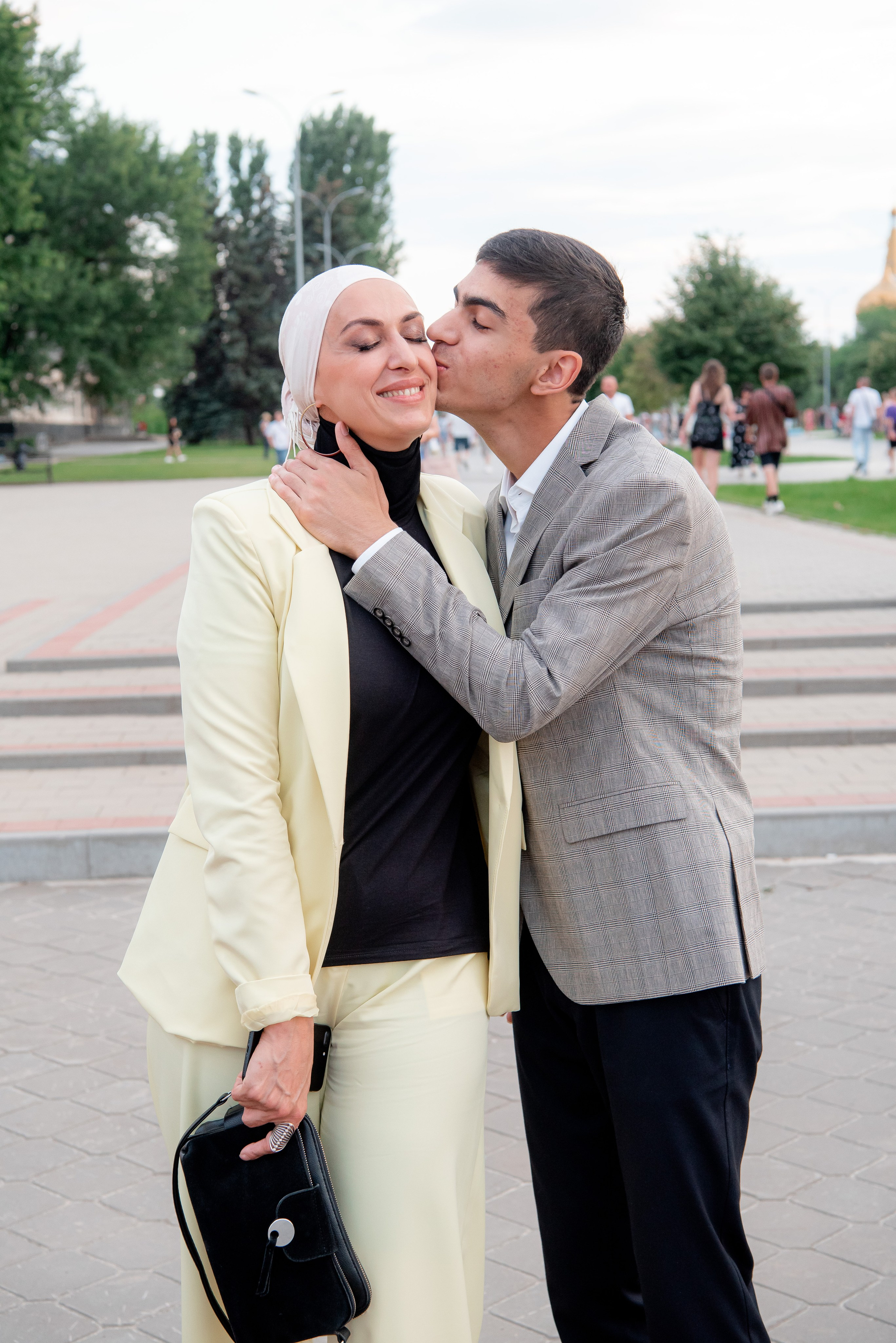 30 Школа. Вручение и Банкет. ДК Юбилейный и Банхоф. Фотограф в Волгограде и Волжском Александр Горбань