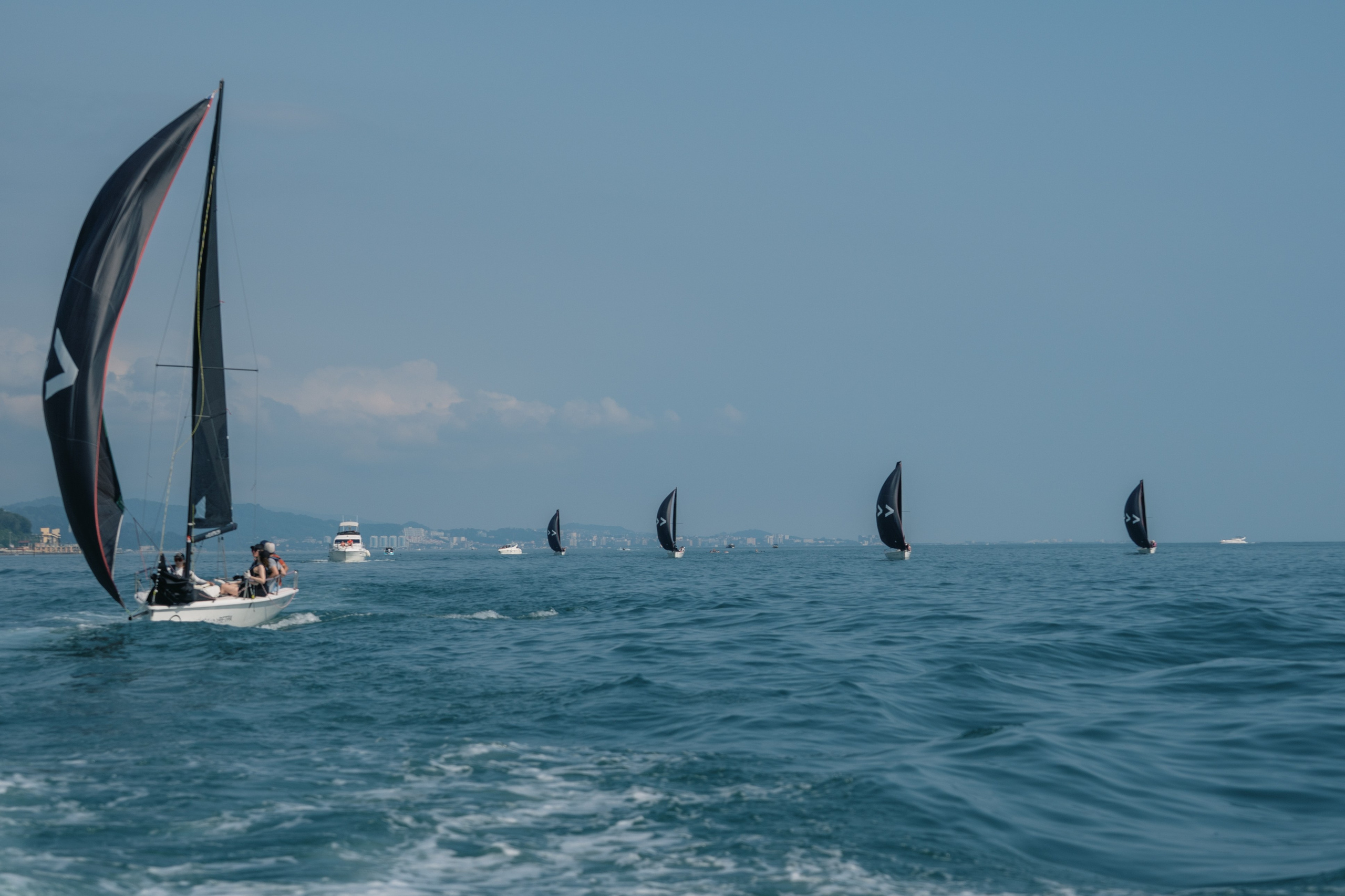 Фотосессии на Яхте в Сочи — Мирослав Черепанов