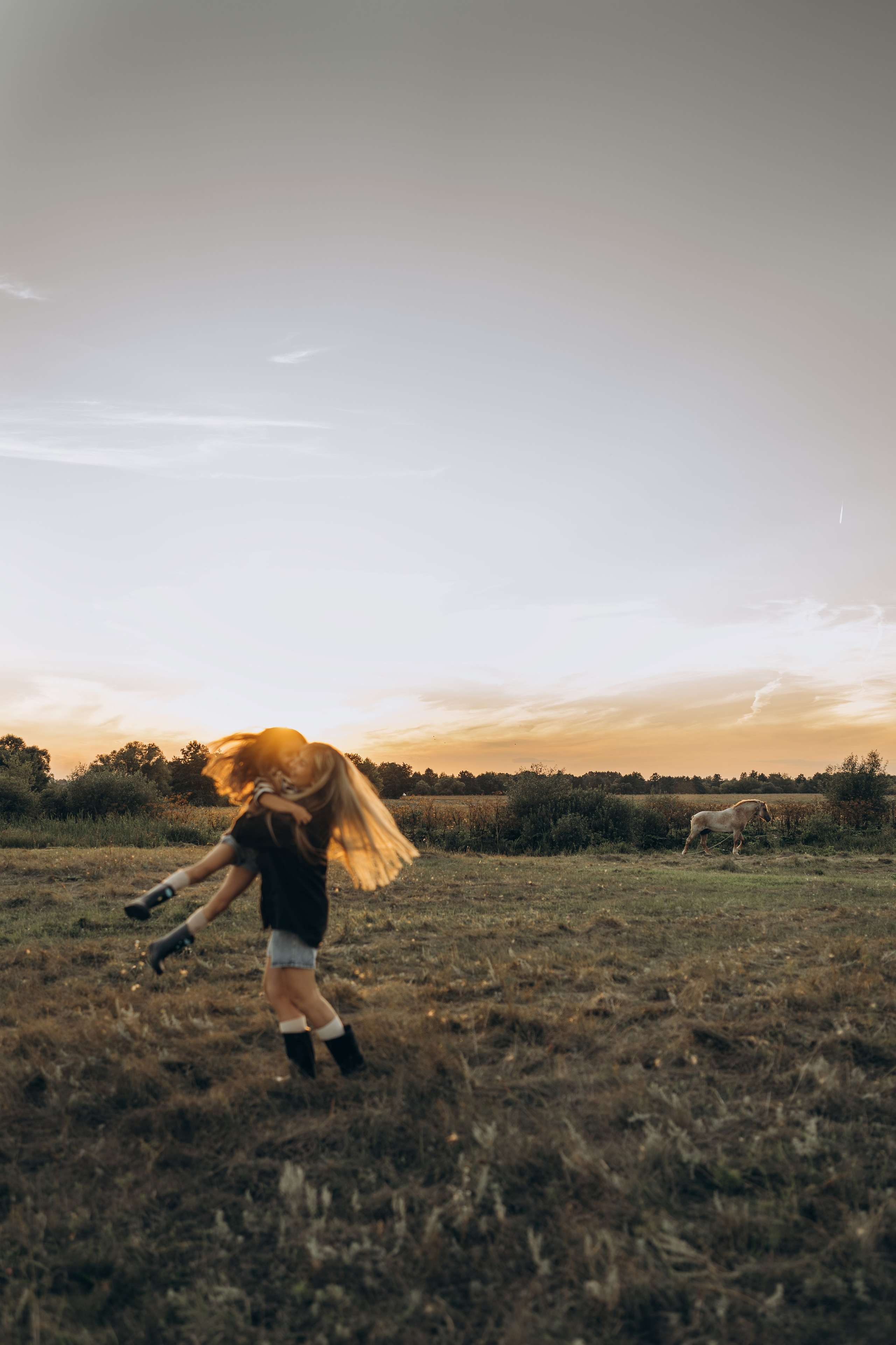 Детство, лошади, природа. Семейный фотограф Москва. Фотограф беременности и материнства Москва