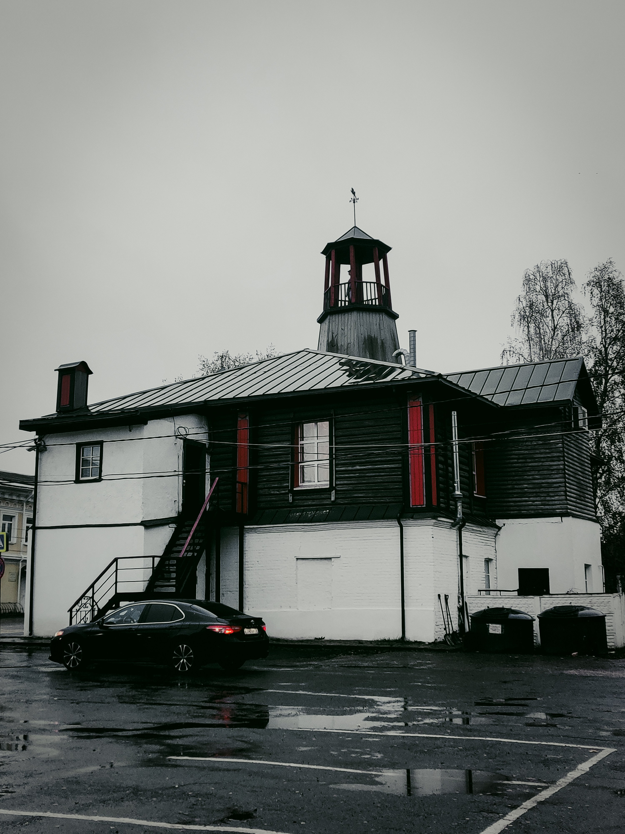 Вятское. Dmitriy [KCCC] is a pretty cool photographer