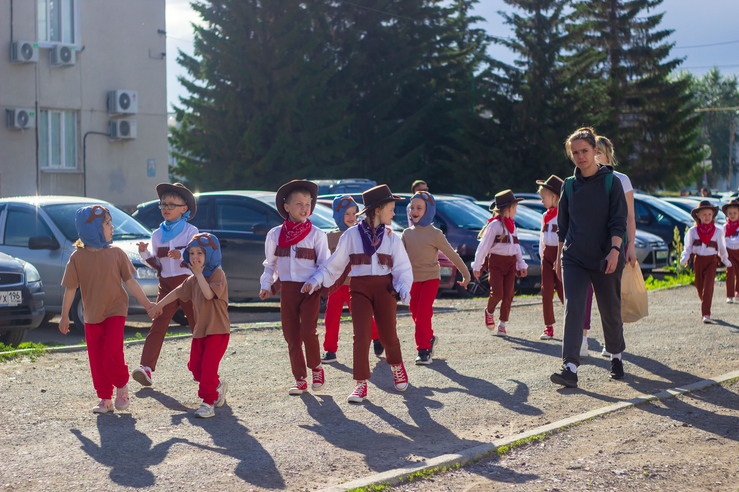 День молодёжи 2022, фотозона. Фотограф в Богдановиче Анна Сантяпова