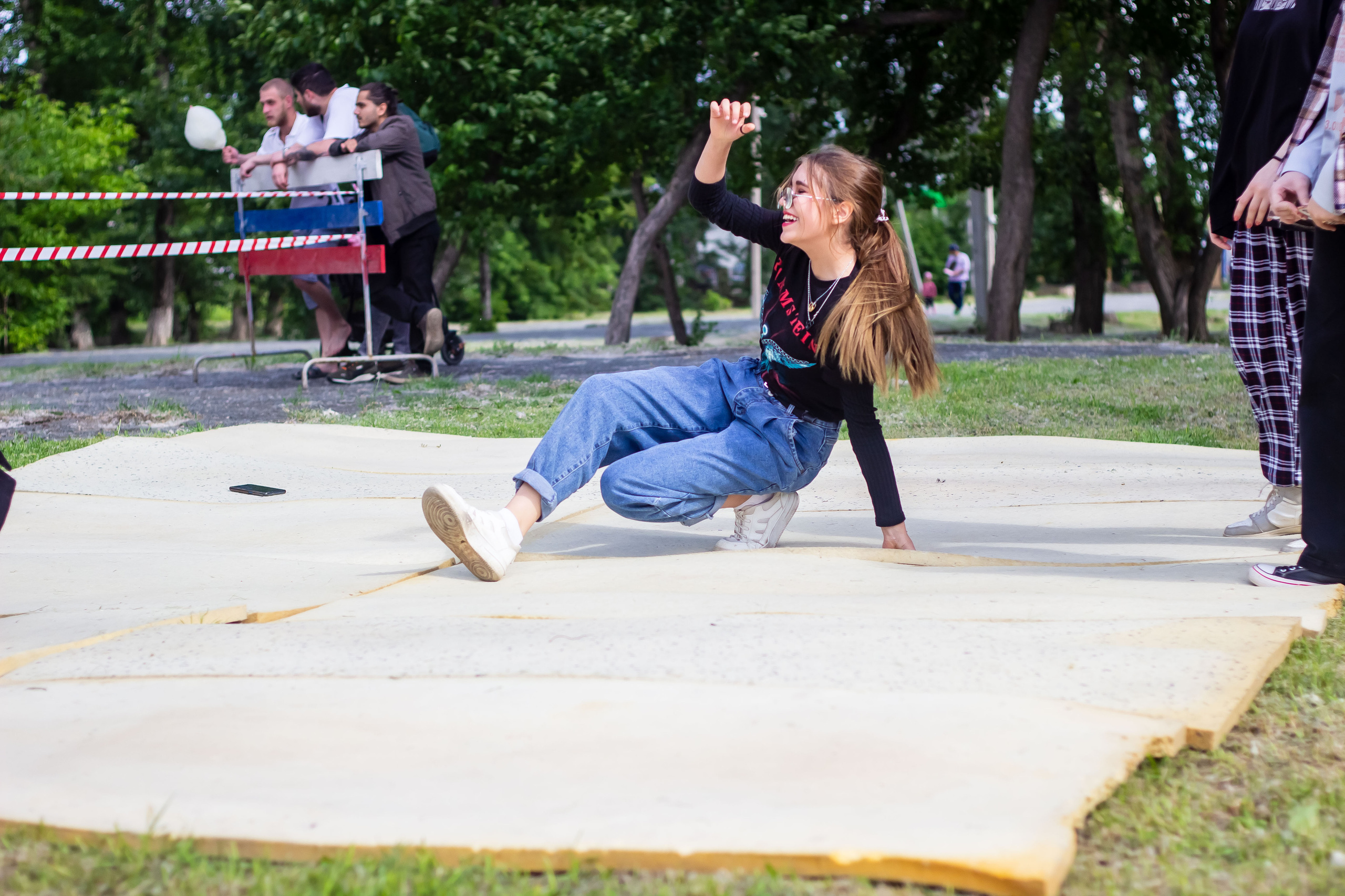 День молодёжи 2022, фотозона. Фотограф в Богдановиче Анна Сантяпова