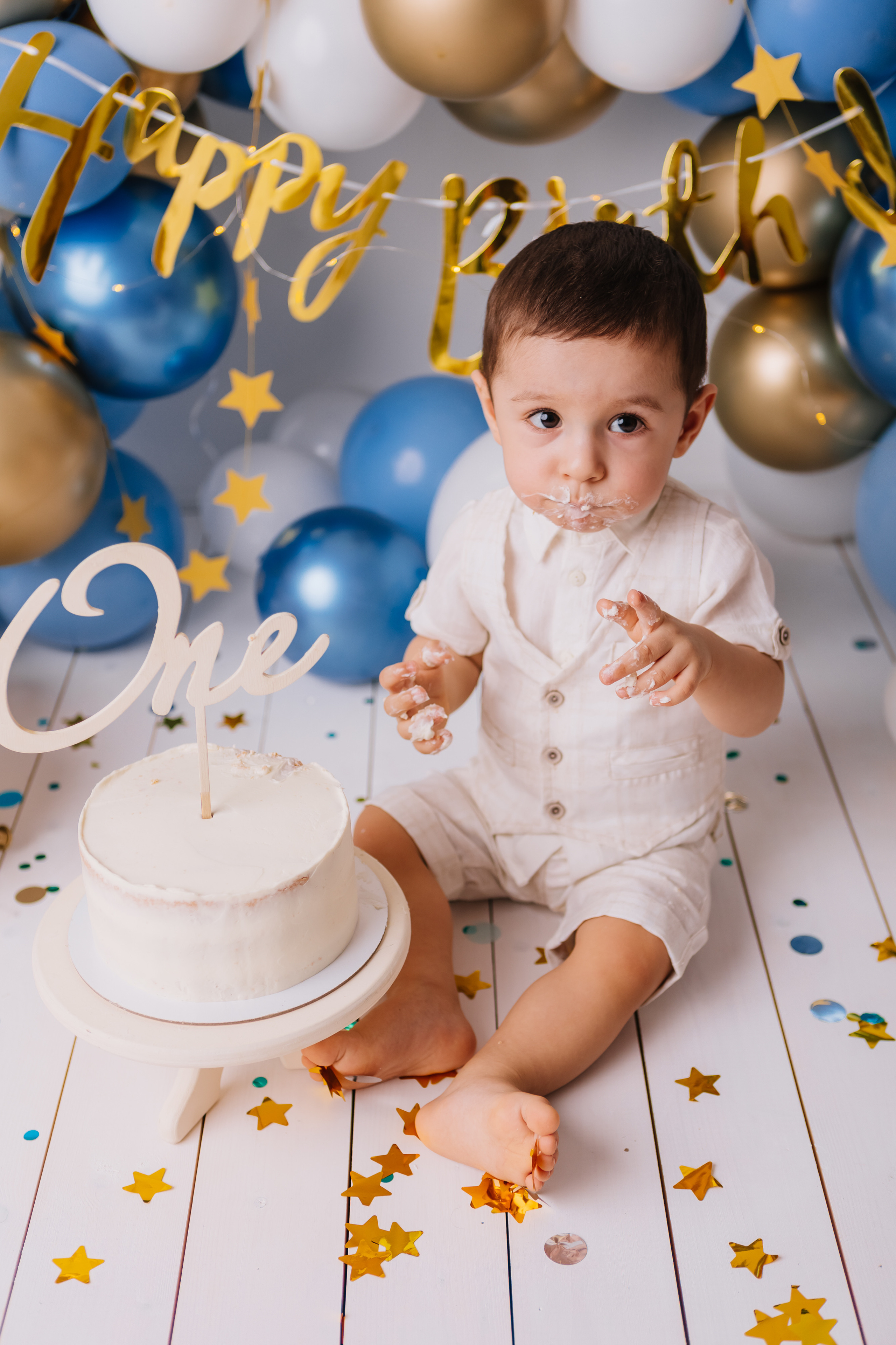 Первый тортик синий/золотой. Семейный фотограф Обнинск