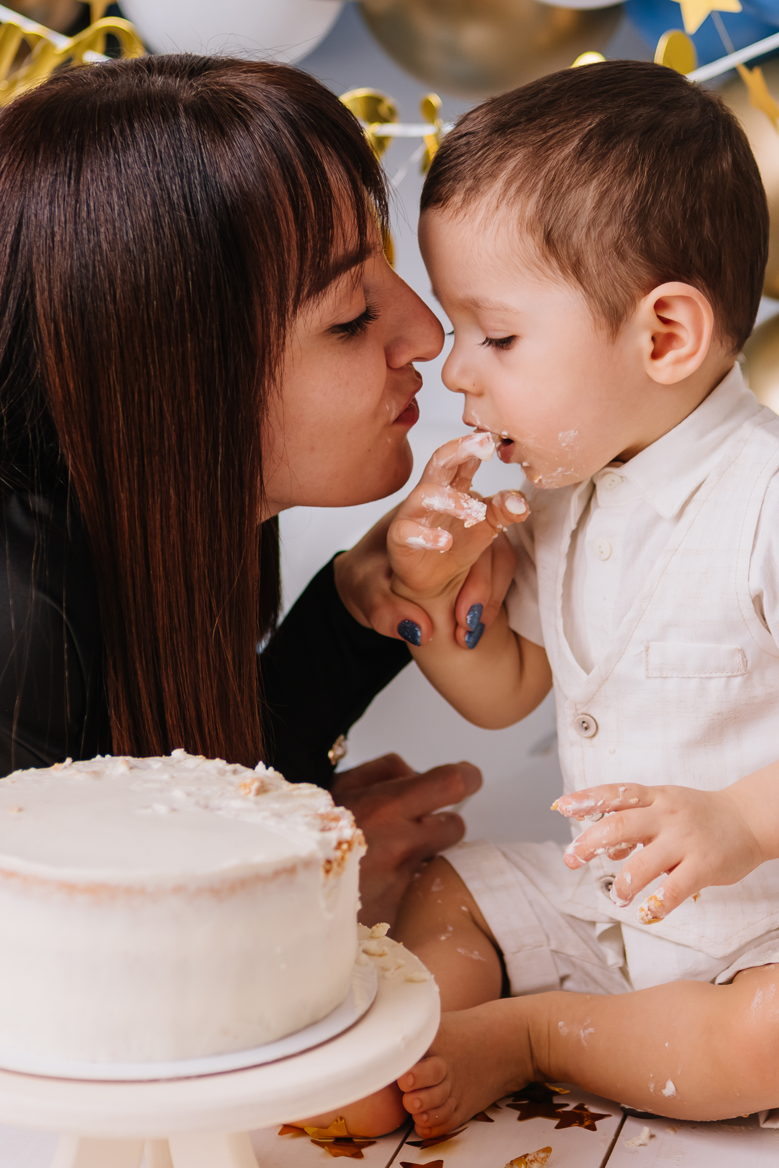 Первый тортик синий/золотой. Семейный фотограф Обнинск