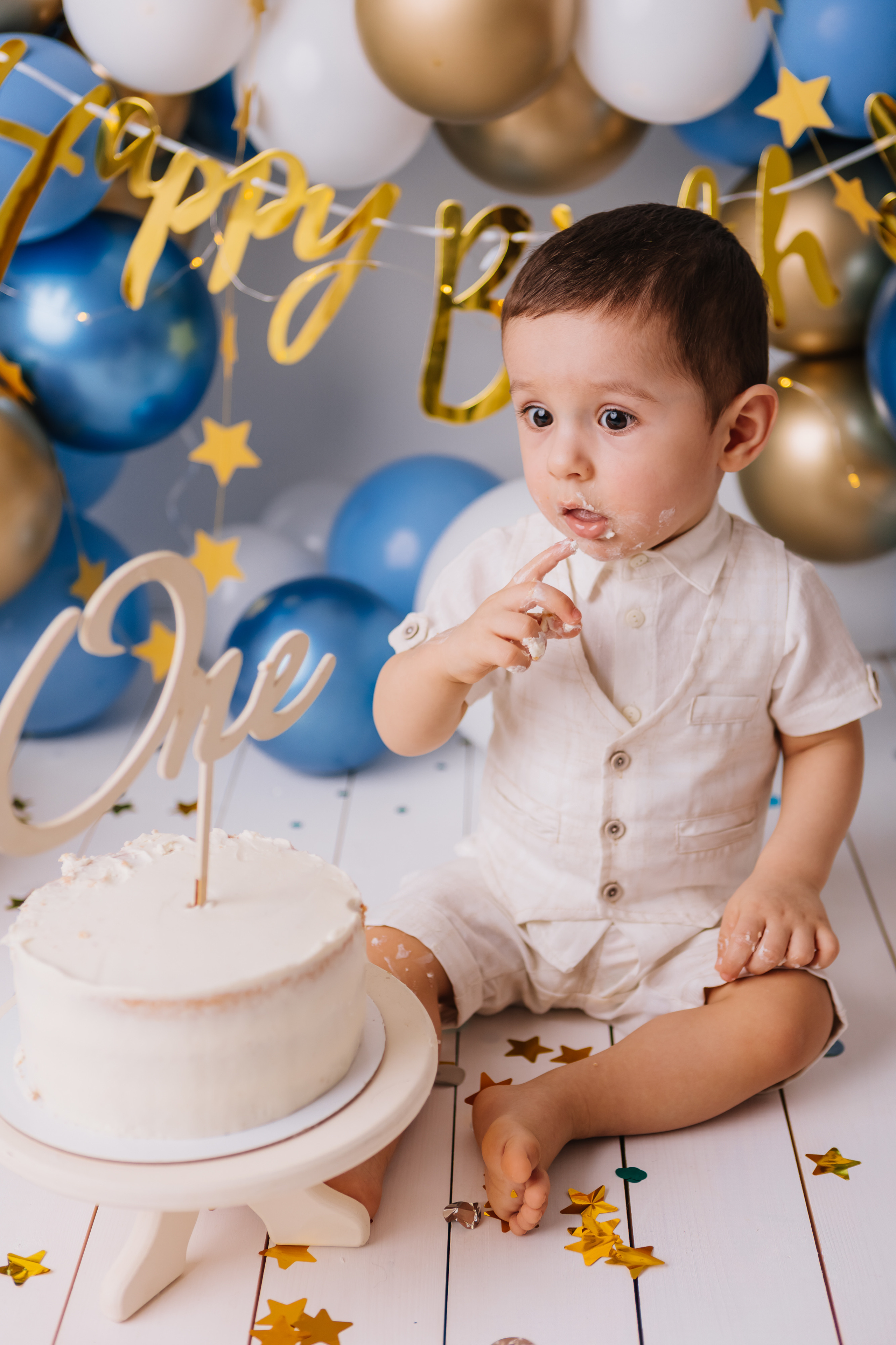 Первый тортик синий/золотой. Семейный фотограф Обнинск