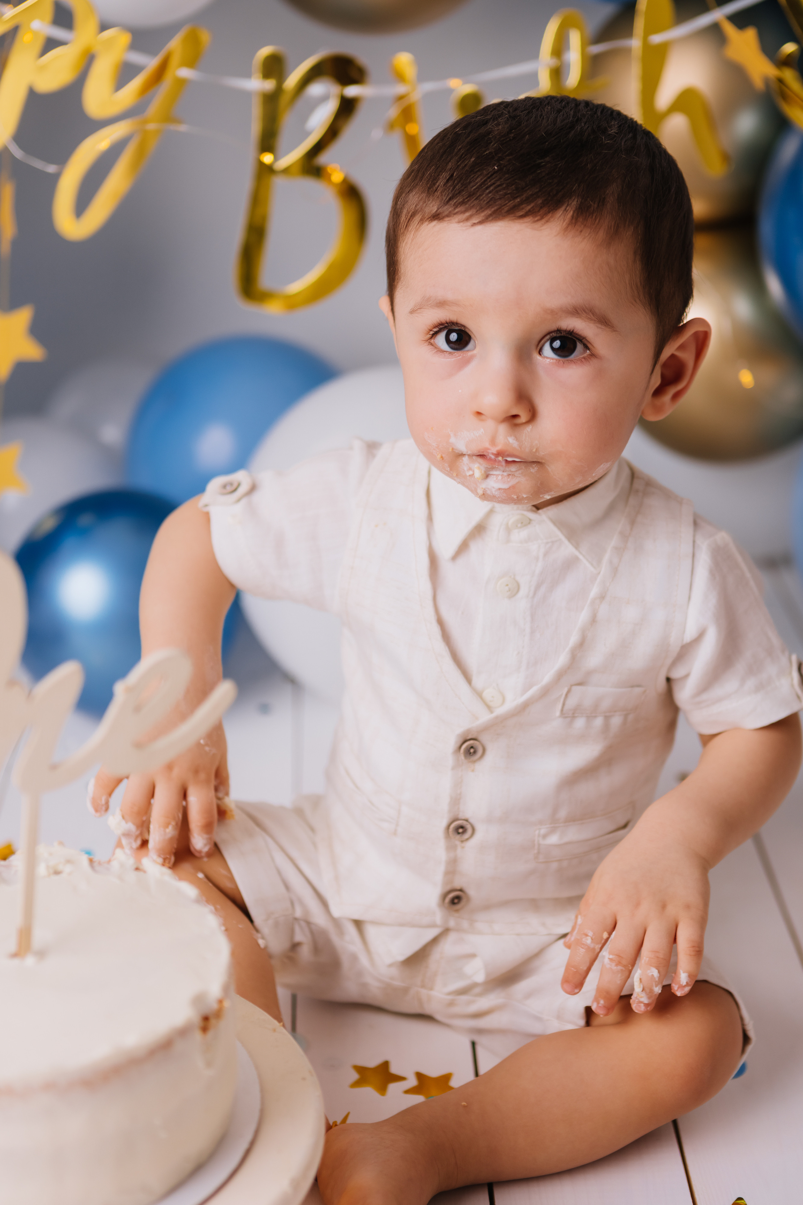 Первый тортик синий/золотой. Семейный фотограф Обнинск