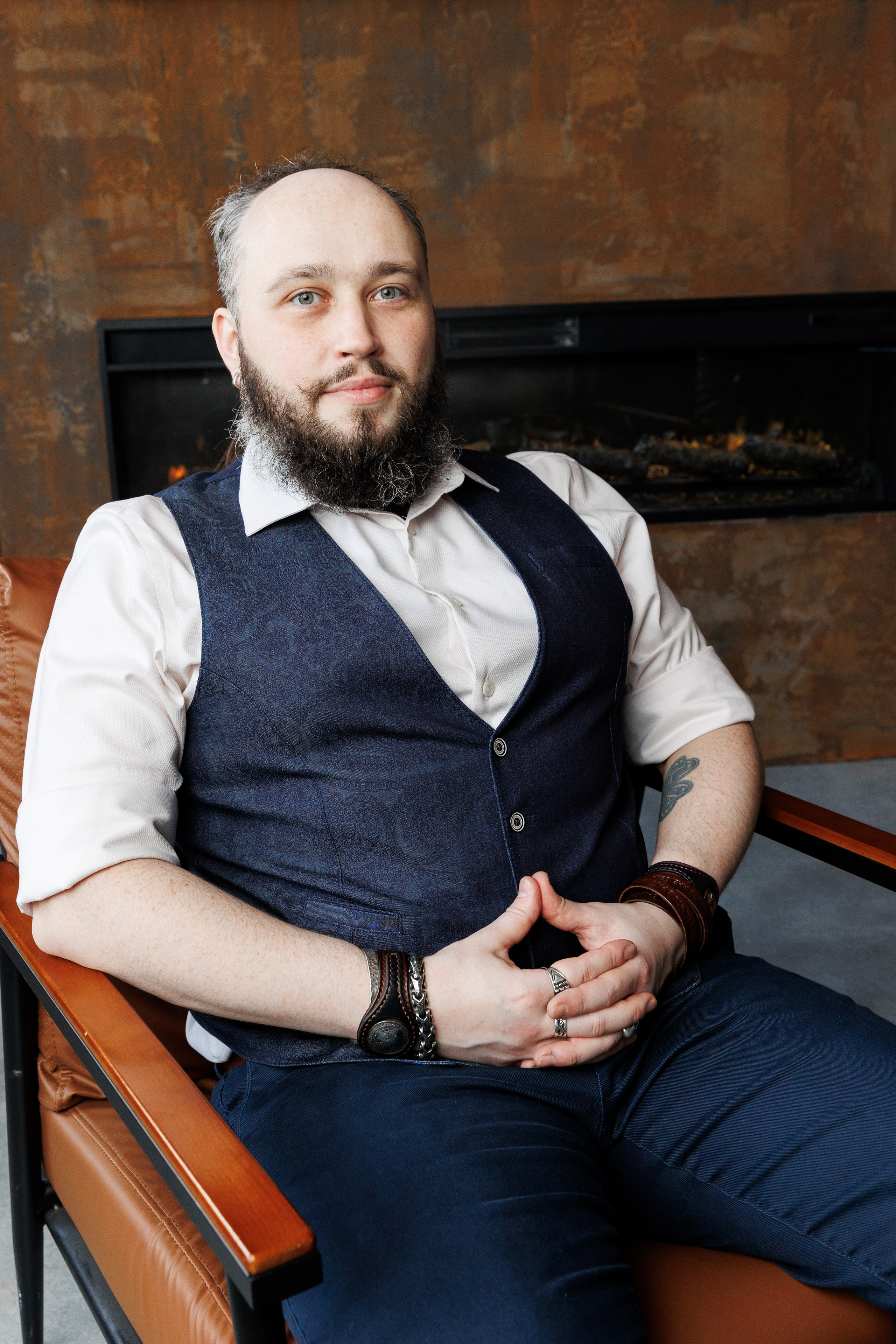 Андрей мастер по работе с кожей. Фотограф Щелково/ Москва Татьяна Жучкова