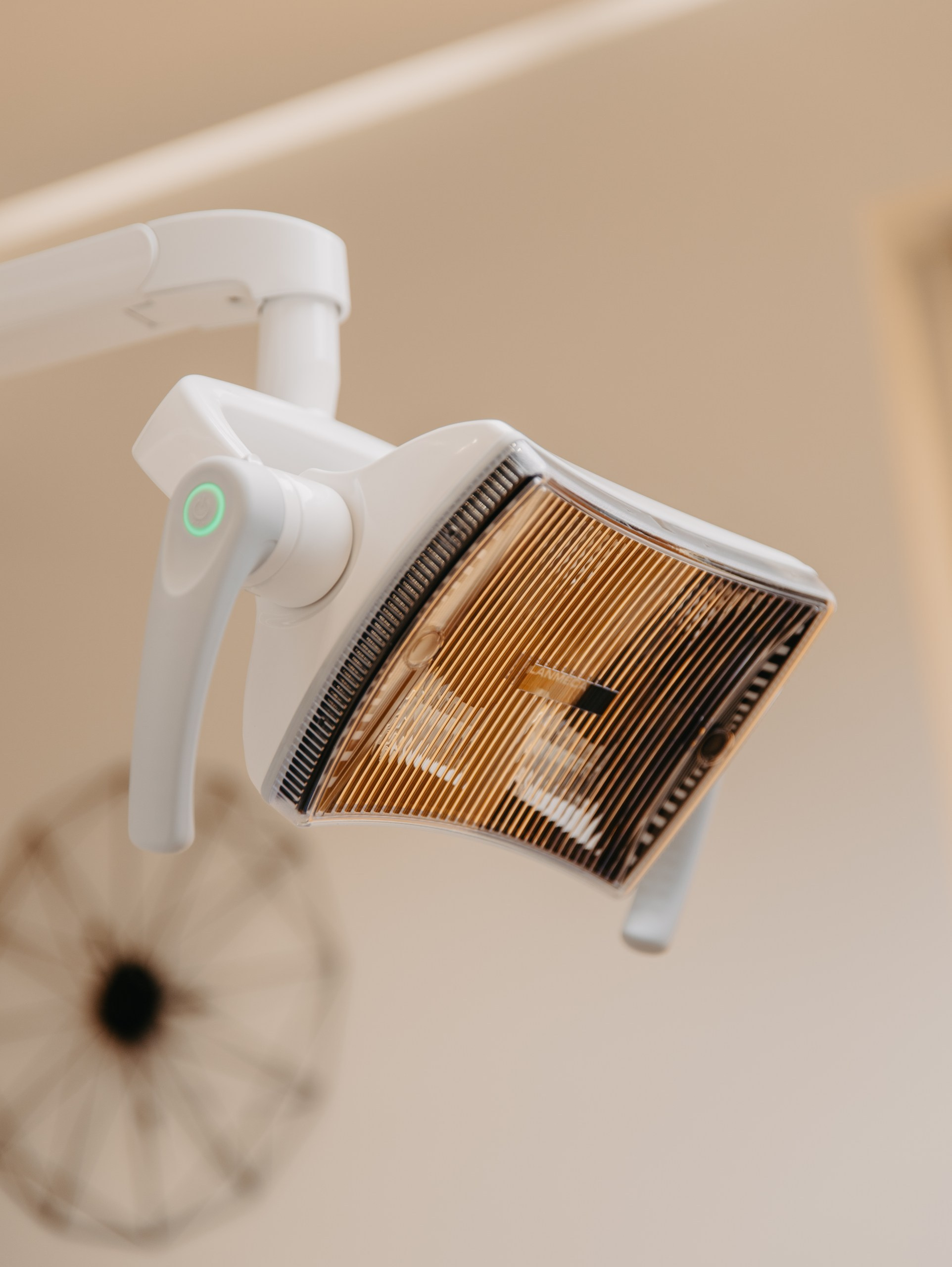 Karasaev Dental. Коммерческий и некоммерческий фотограф в Алматы Сланбек Адиль