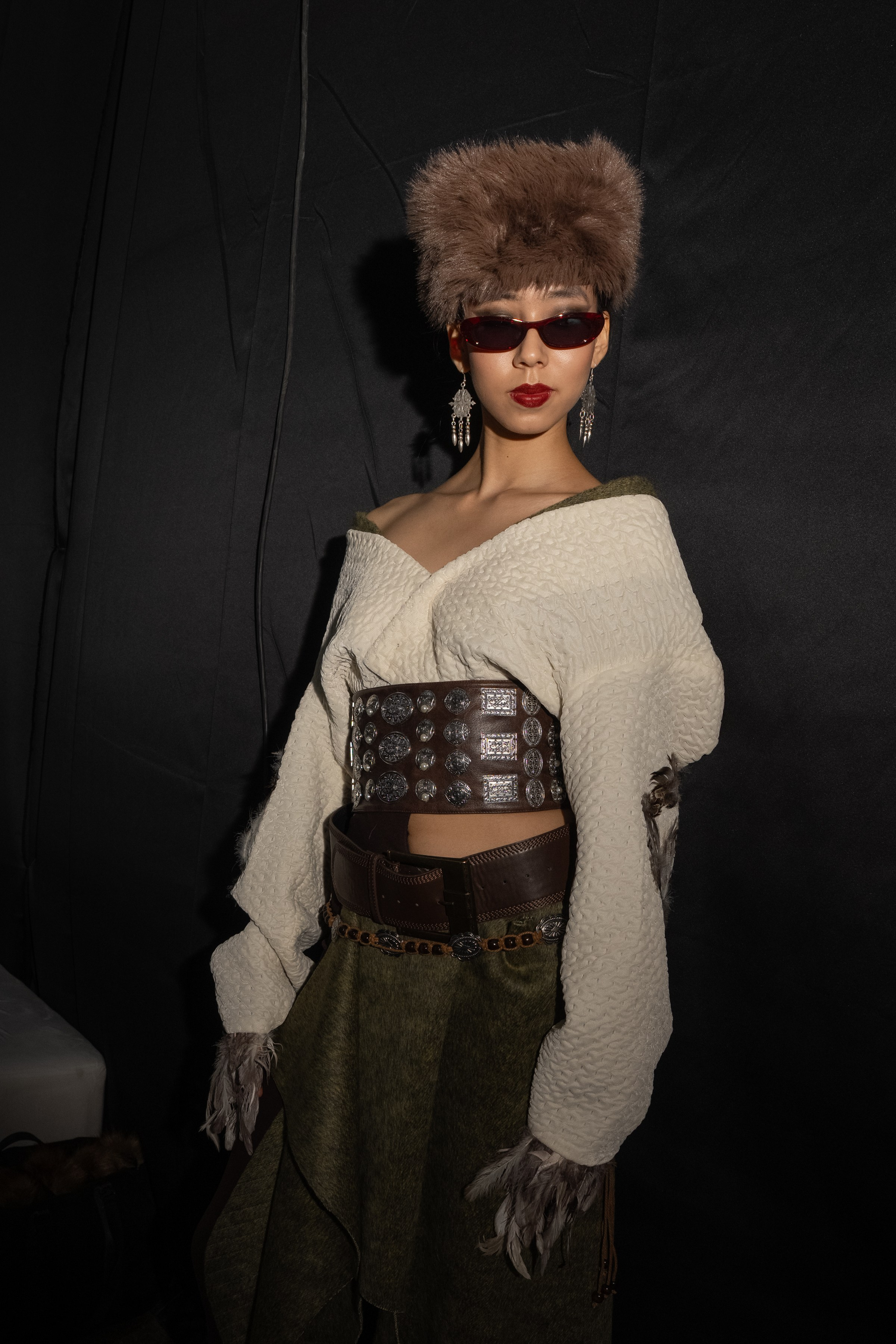 Visa Fashion week Almaty Backstage Day 3. Сайт Алматинского НЮ АРТ, будуар и фэшн фотографа Дениса Карпенко