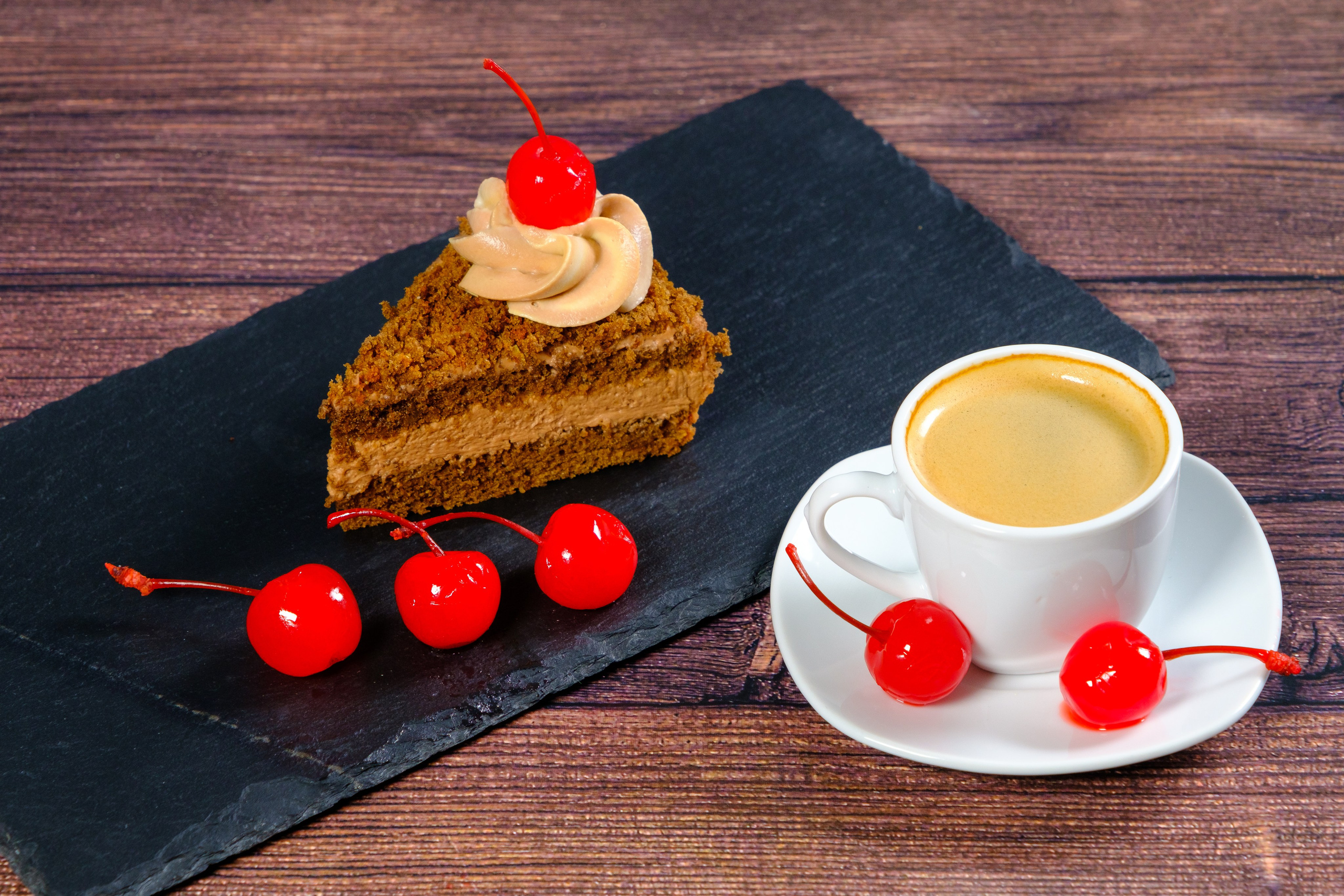 Фотосъемка для кондитерской. Фотограф в Нижнекамск Татарстан Максим Липин