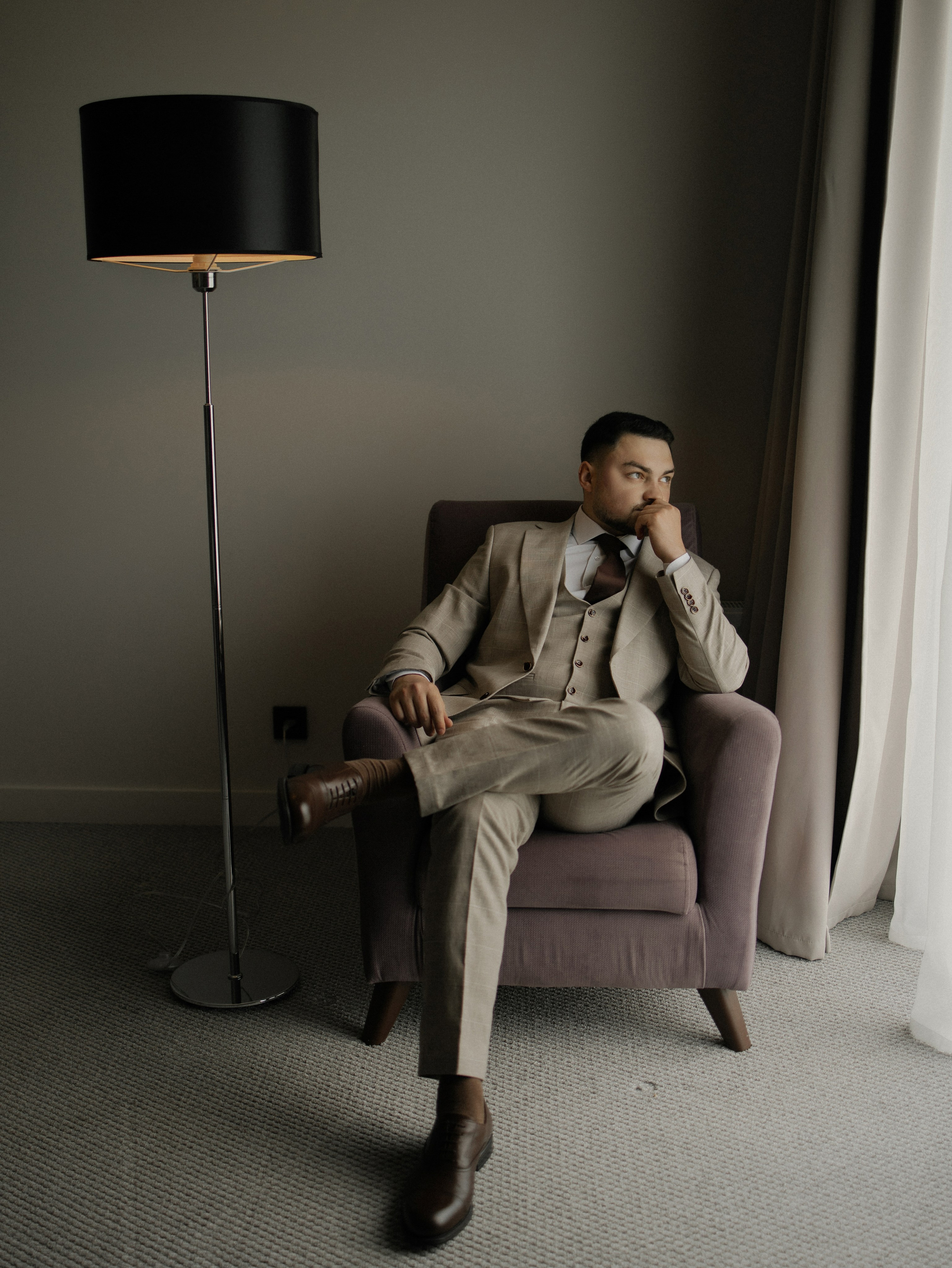 И в конце вечера мы выпьем шампанское за наш день