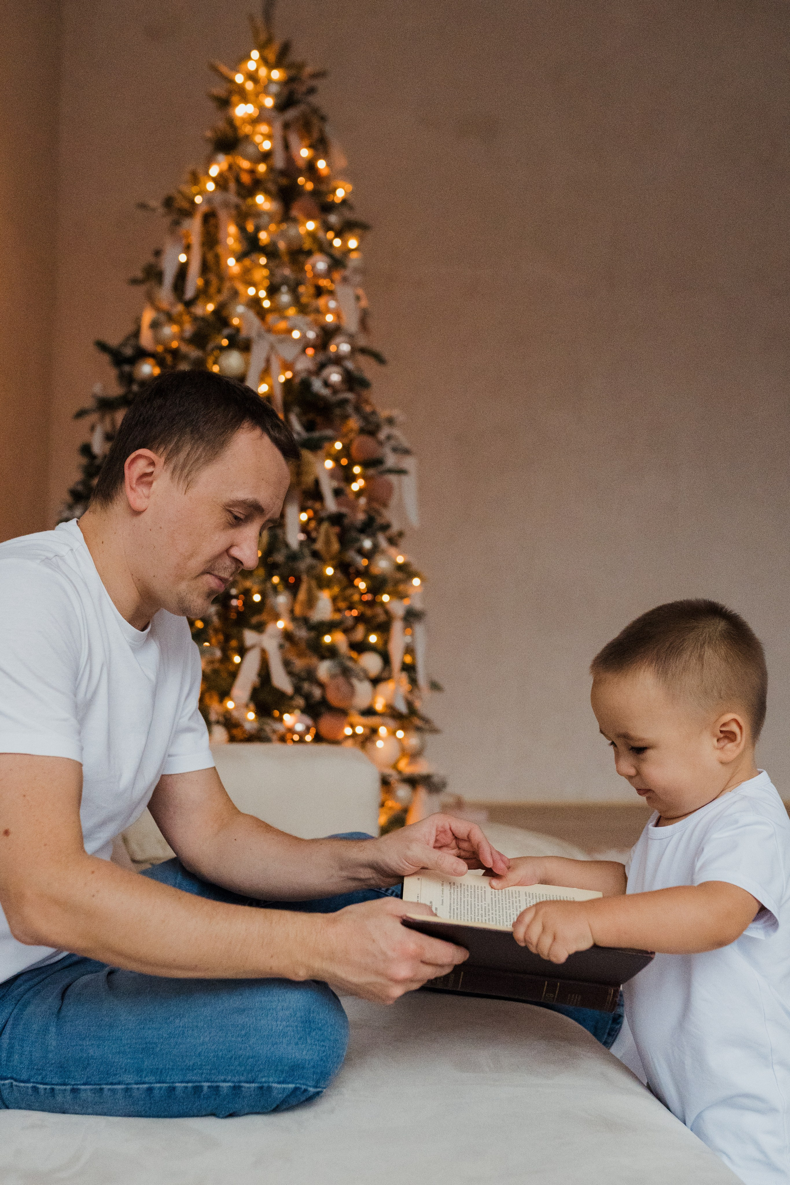 Семейная фотосессия в студии в Москве, семейный фотограф Анна Полушина. Свадебный фотограф в Москве Анна Полушина