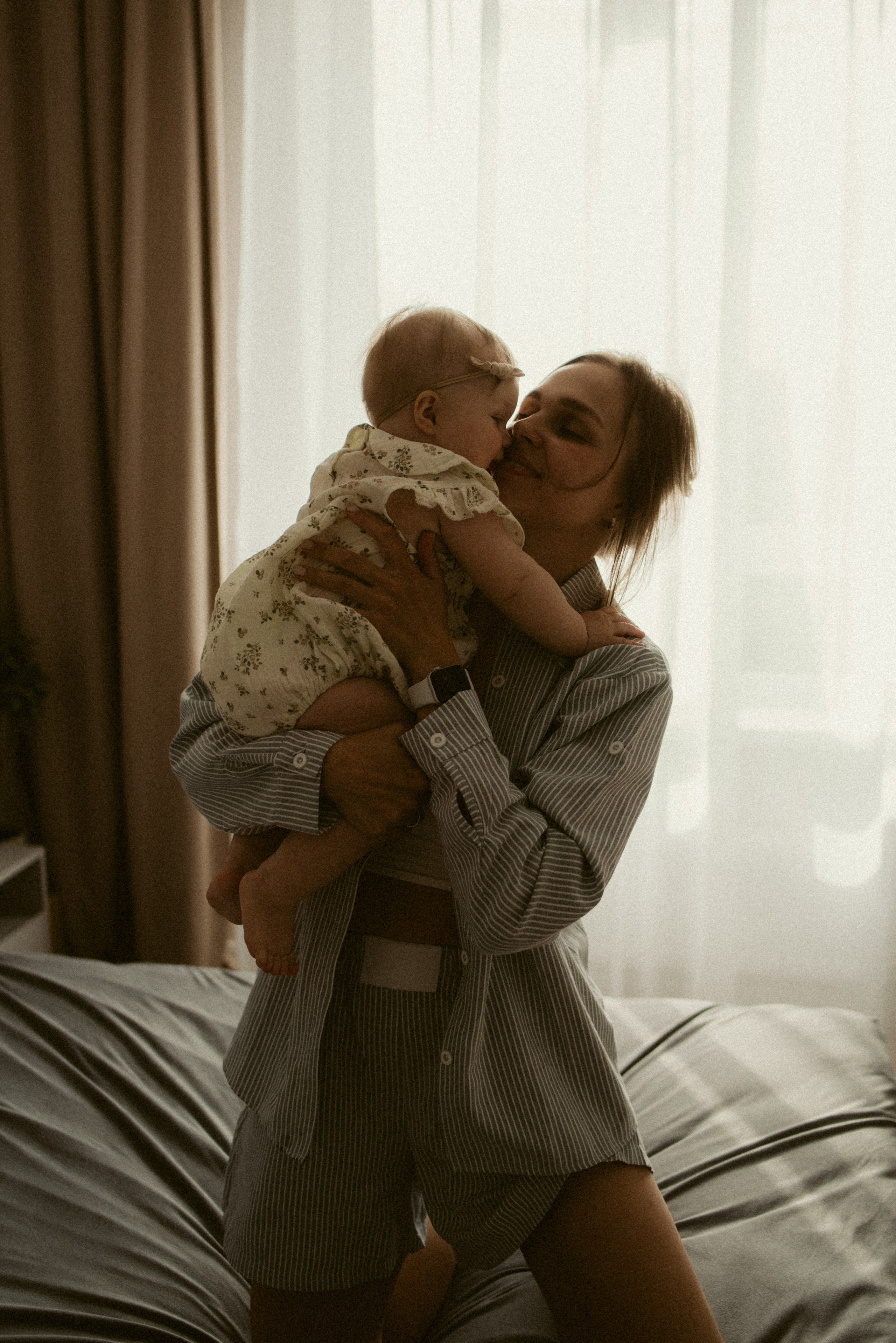 Семейная фотосессия дома. Семейный фотограф в Краснодаре