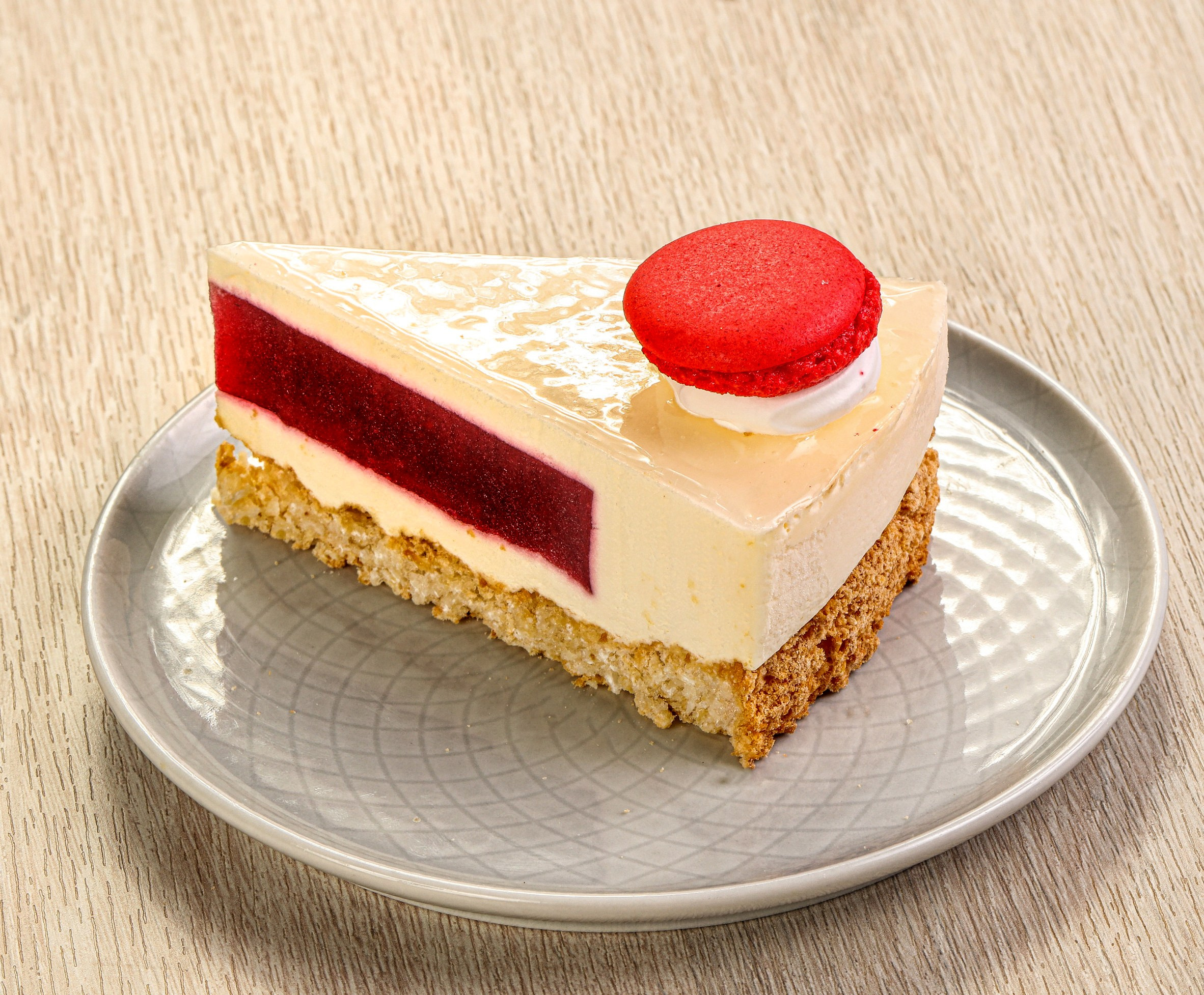 Фотосъемка десертов и выпечки. Заказ по тел.: +7 (906) 006-90-22. Фуд-фотограф Андрей Старостин — съемка еды в Москве. 9000 руб. в час