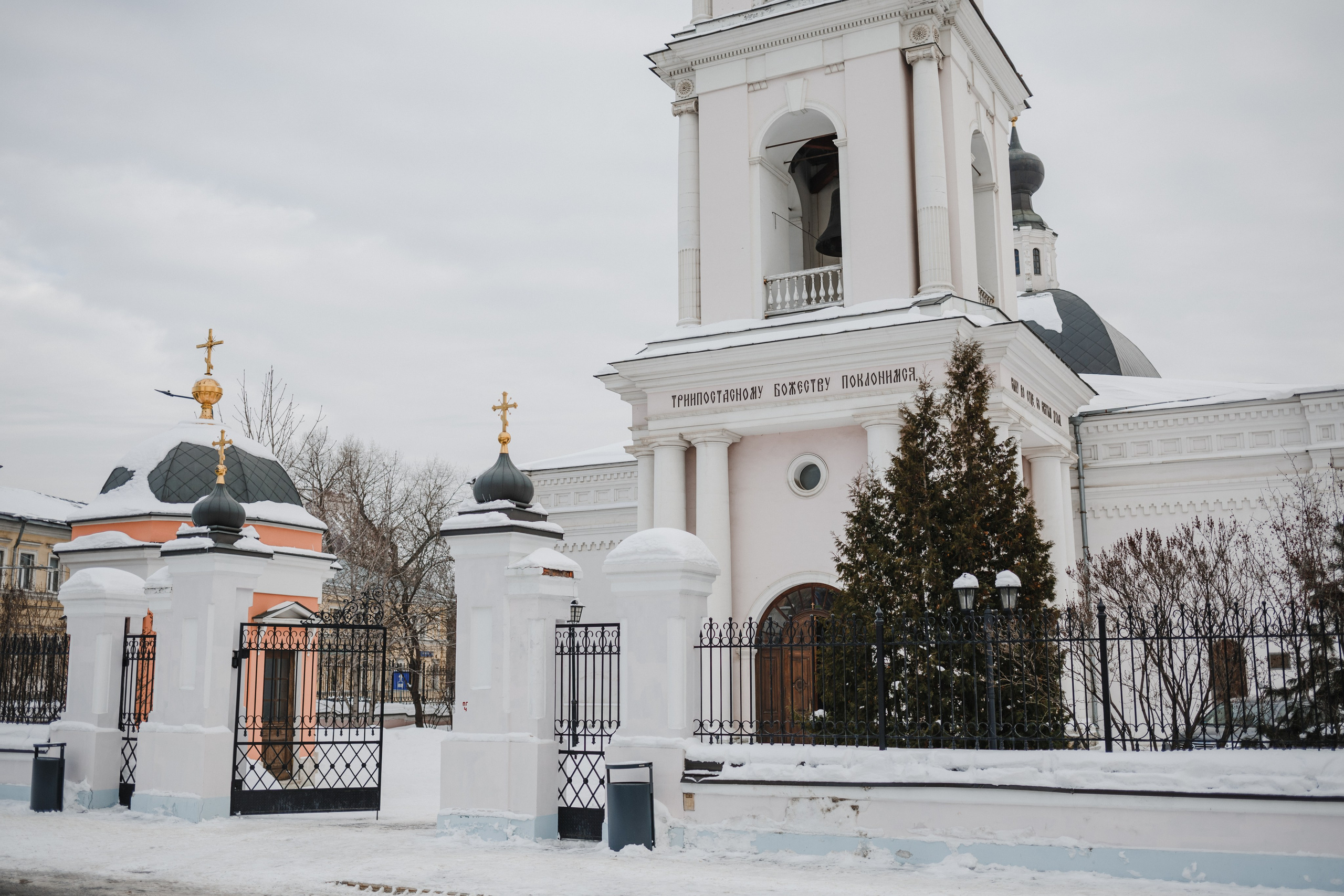 Служба Григория, митрополита, управляющего делами Московской Патриархии. Семейный фотограф Николаева Ольга