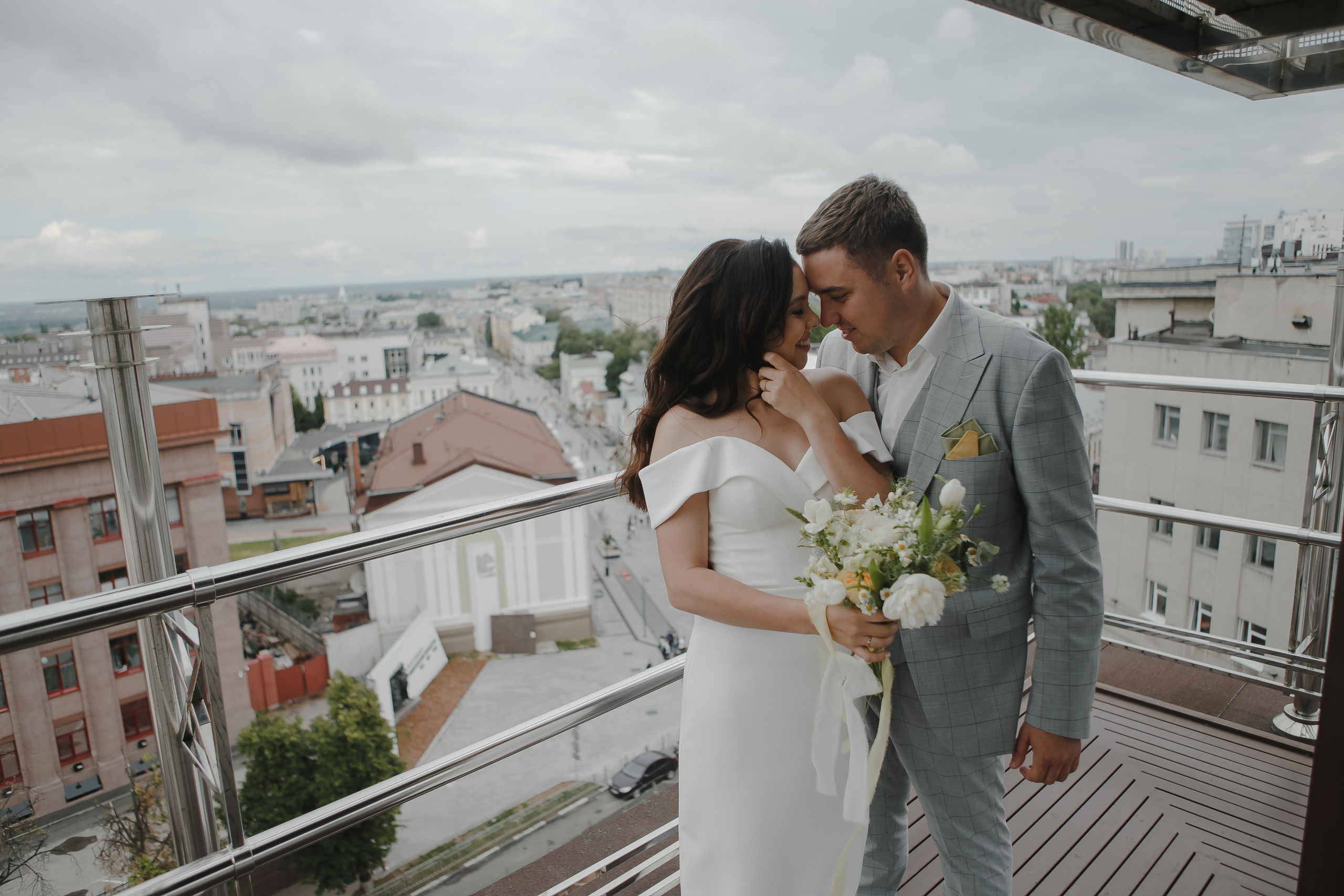 Таня и Илья (прогулка и банкет). Семейный и свадебный фотограф в Нижнем Новгороде