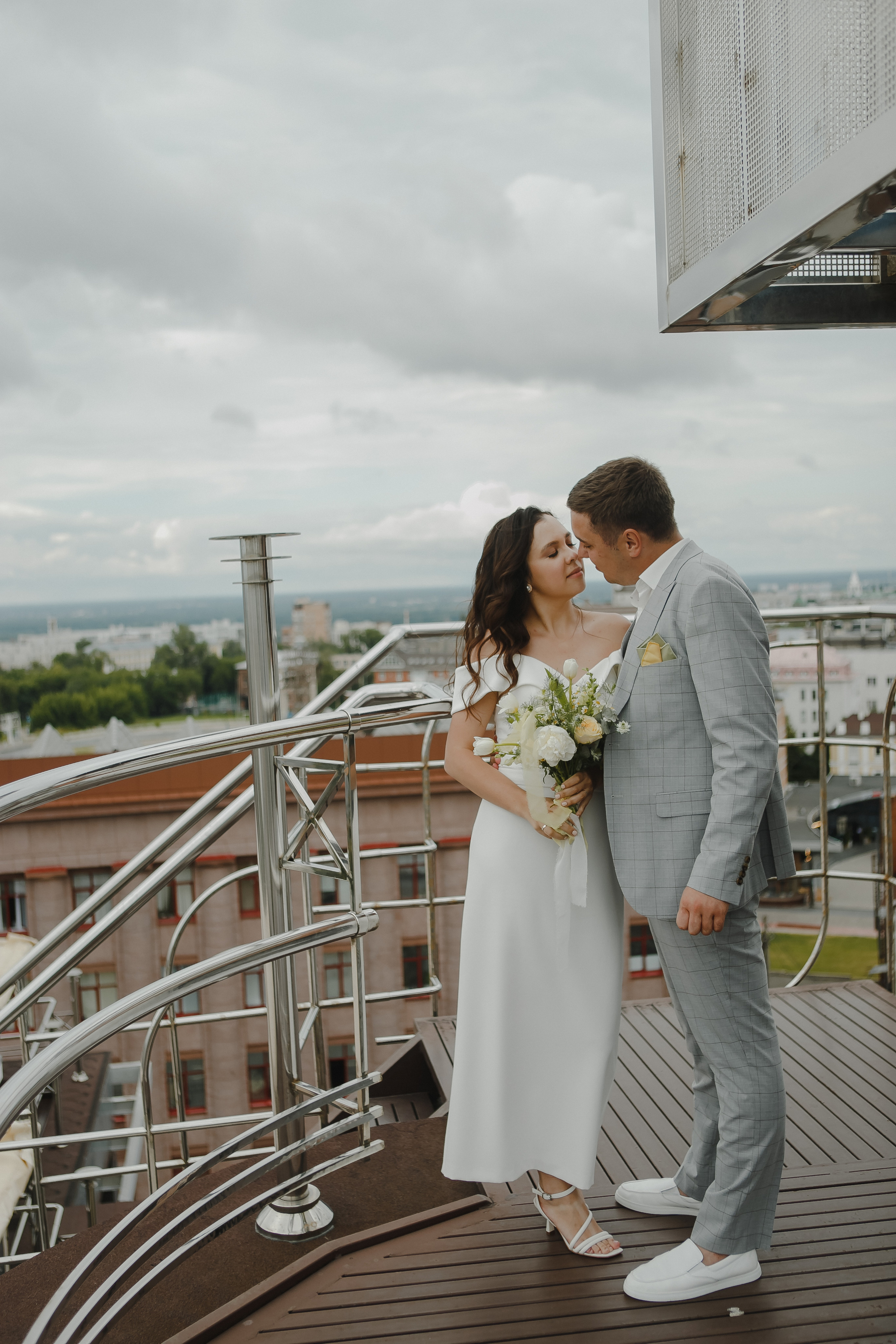 Таня и Илья (прогулка и банкет). Семейный и свадебный фотограф в Нижнем Новгороде