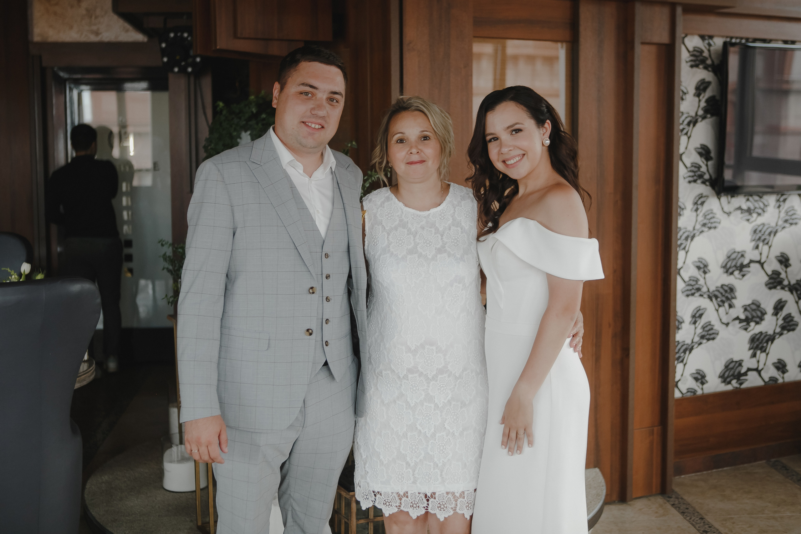 Таня и Илья (прогулка и банкет). Семейный и свадебный фотограф в Нижнем Новгороде