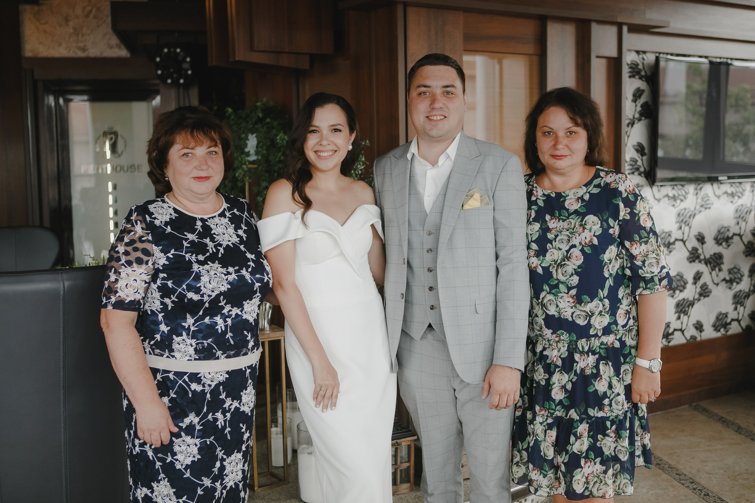 Таня и Илья (прогулка и банкет). Семейный и свадебный фотограф в Нижнем Новгороде