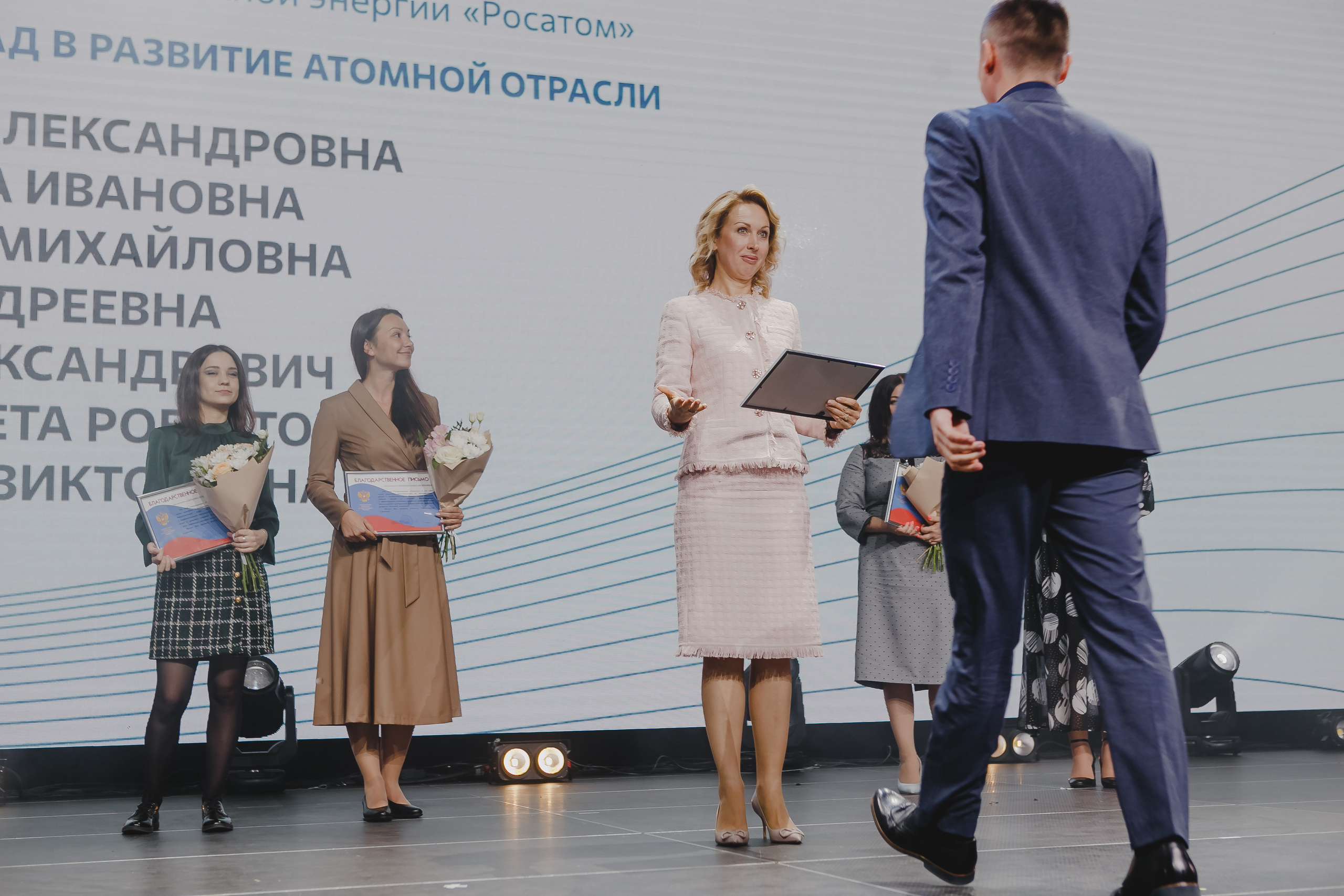 Корпоратив. Награждение сотрудников. Семейный и свадебный фотограф в Нижнем Новгороде