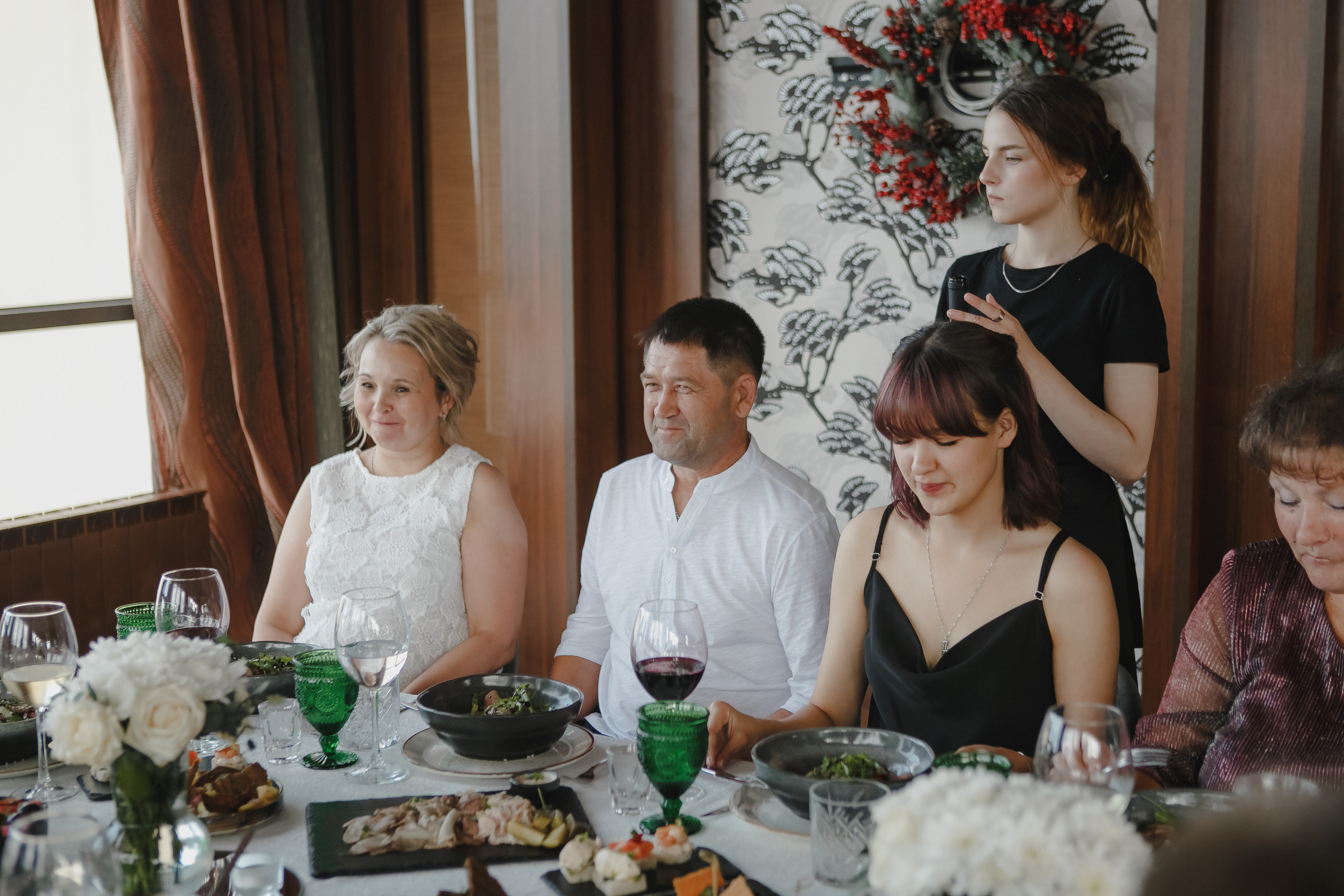 Таня и Илья (прогулка и банкет). Семейный и свадебный фотограф в Нижнем Новгороде