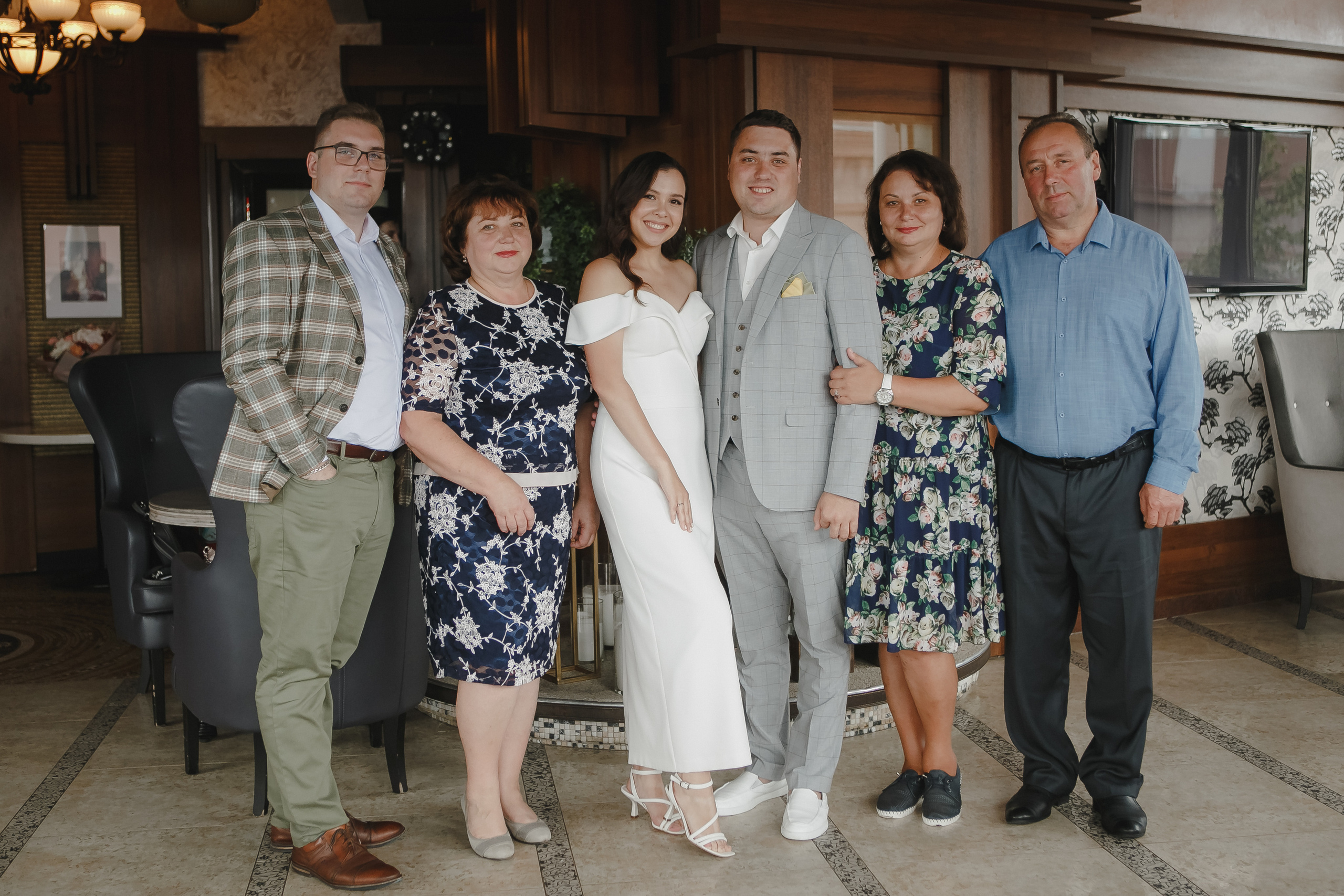 Таня и Илья (прогулка и банкет). Семейный и свадебный фотограф в Нижнем Новгороде