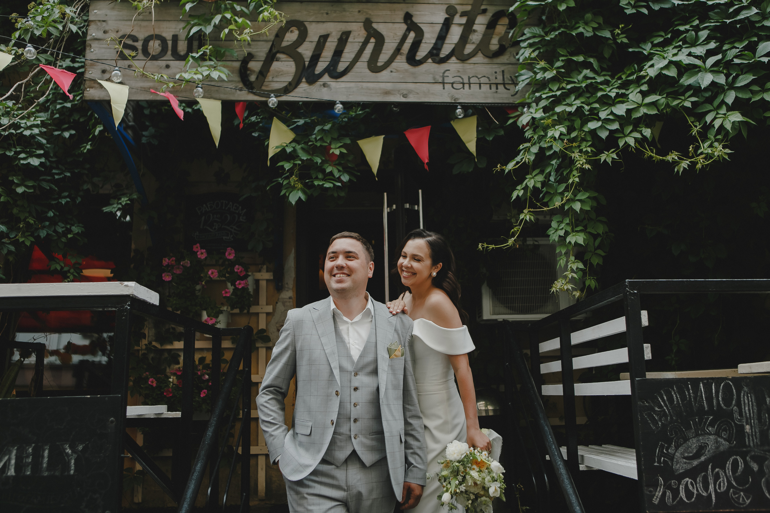 Таня и Илья (прогулка и банкет). Семейный и свадебный фотограф в Нижнем Новгороде