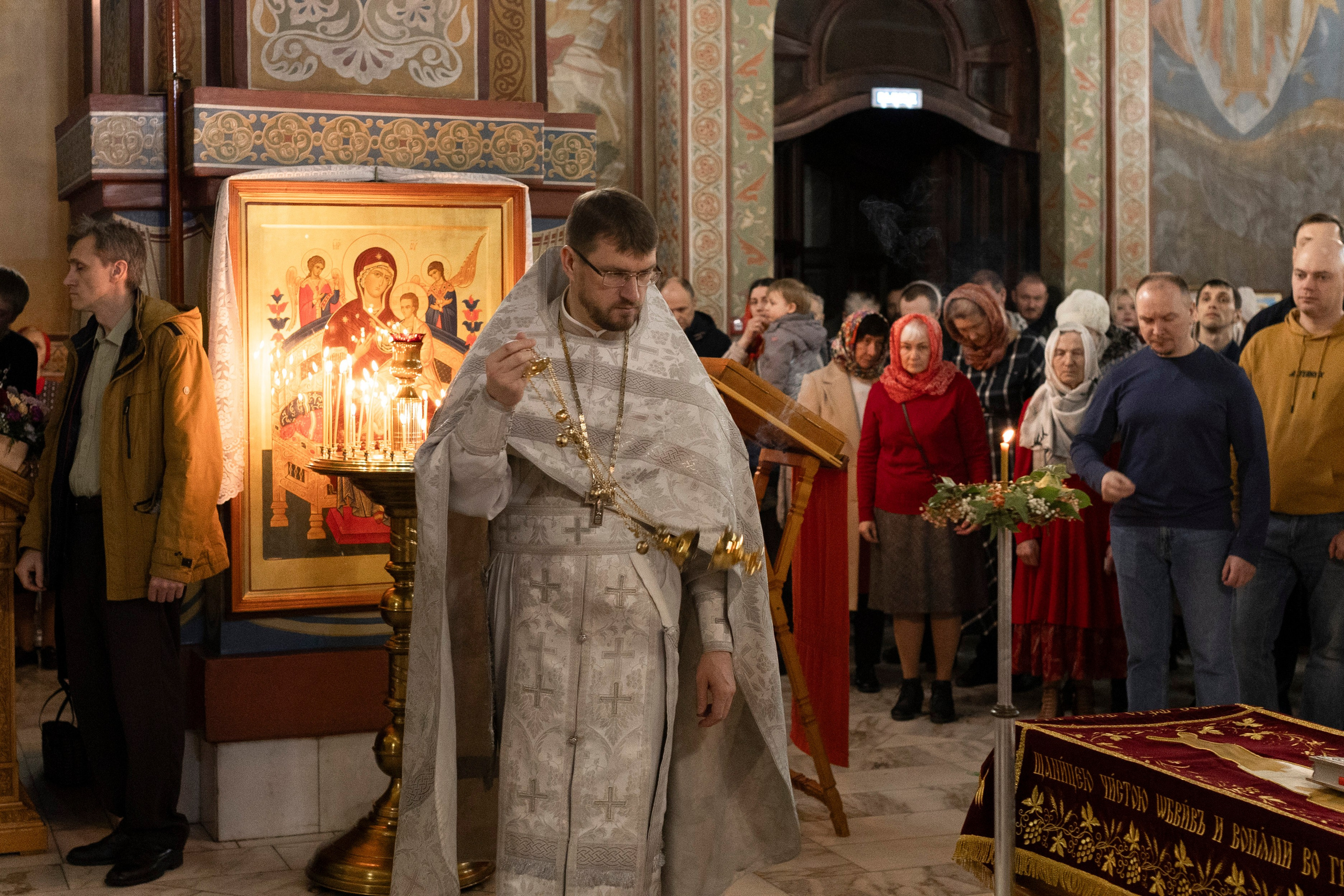 Пасха Господня. ТОП Фотограф на Крещение и Венчание Железногорск Алексей Мещеряков