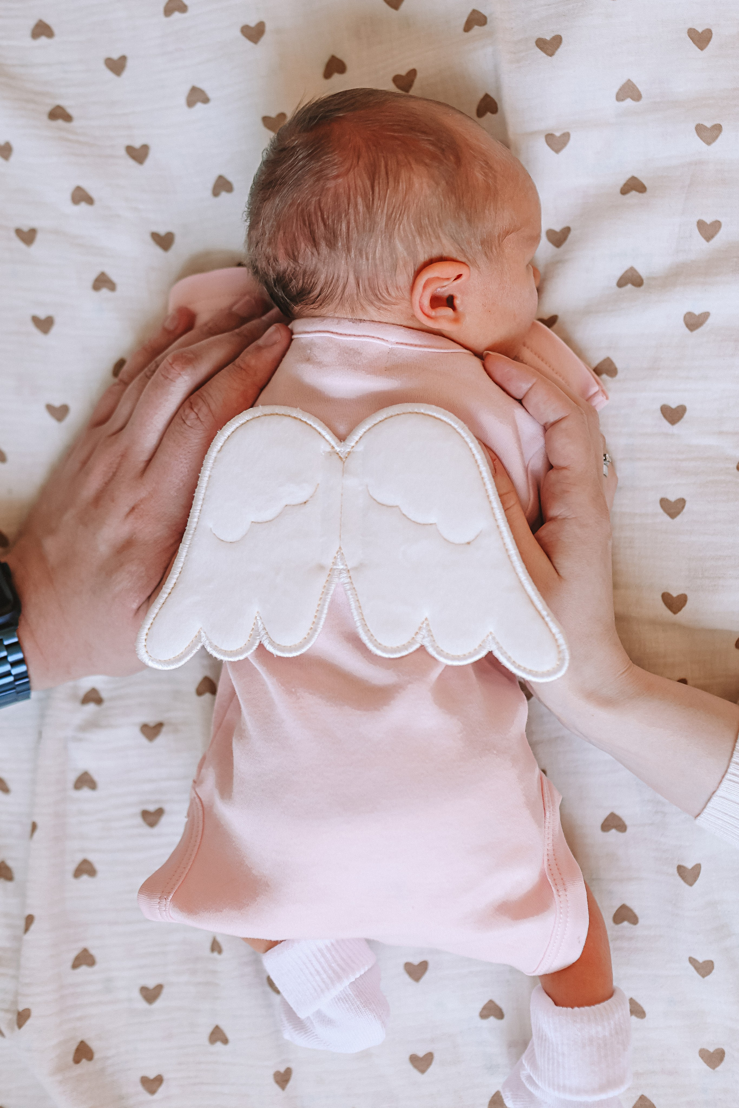 Выписка палата+внизу ПЦЭ. Семейный фотограф Тюмень, фотограф на роды Салмина Мария