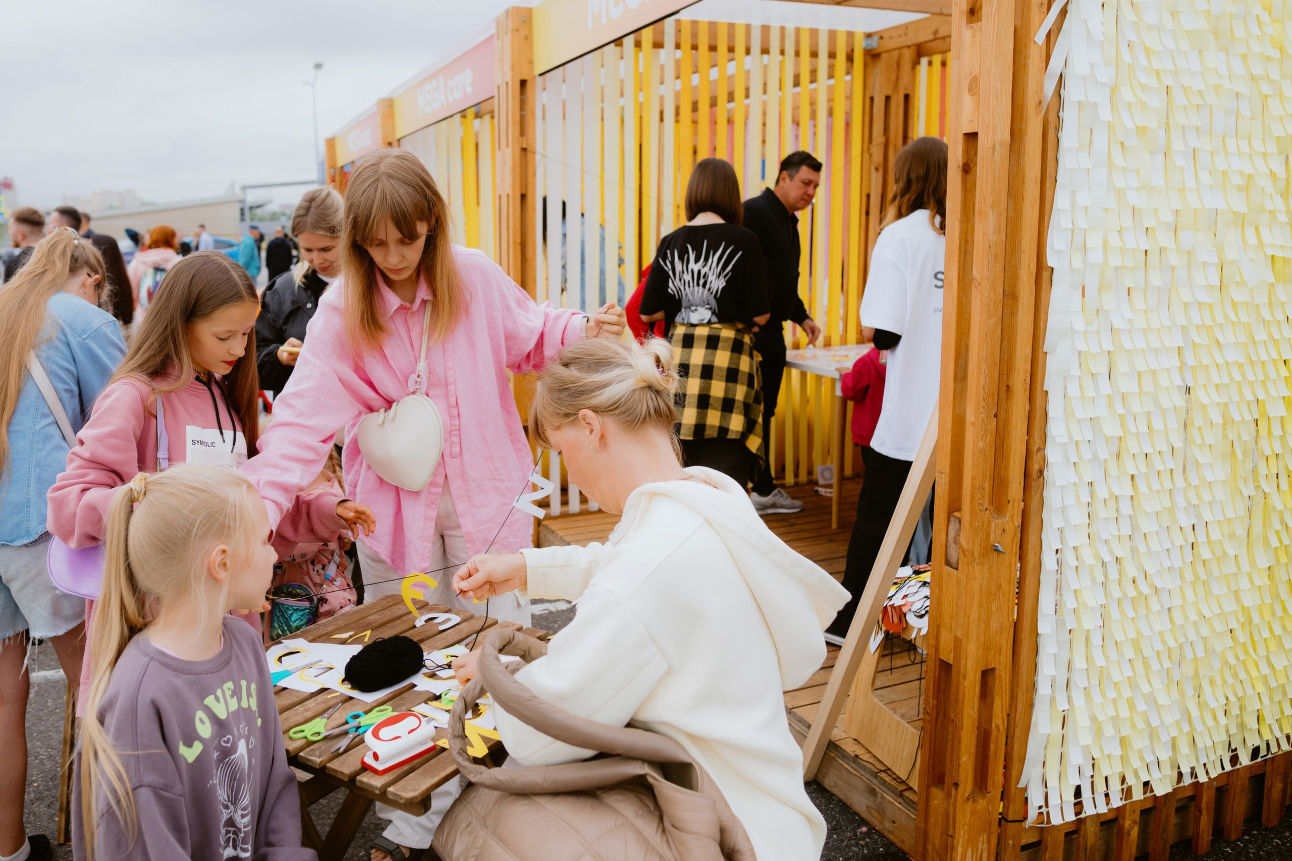 Dvor mega music festival. Photographer — ERASTOV