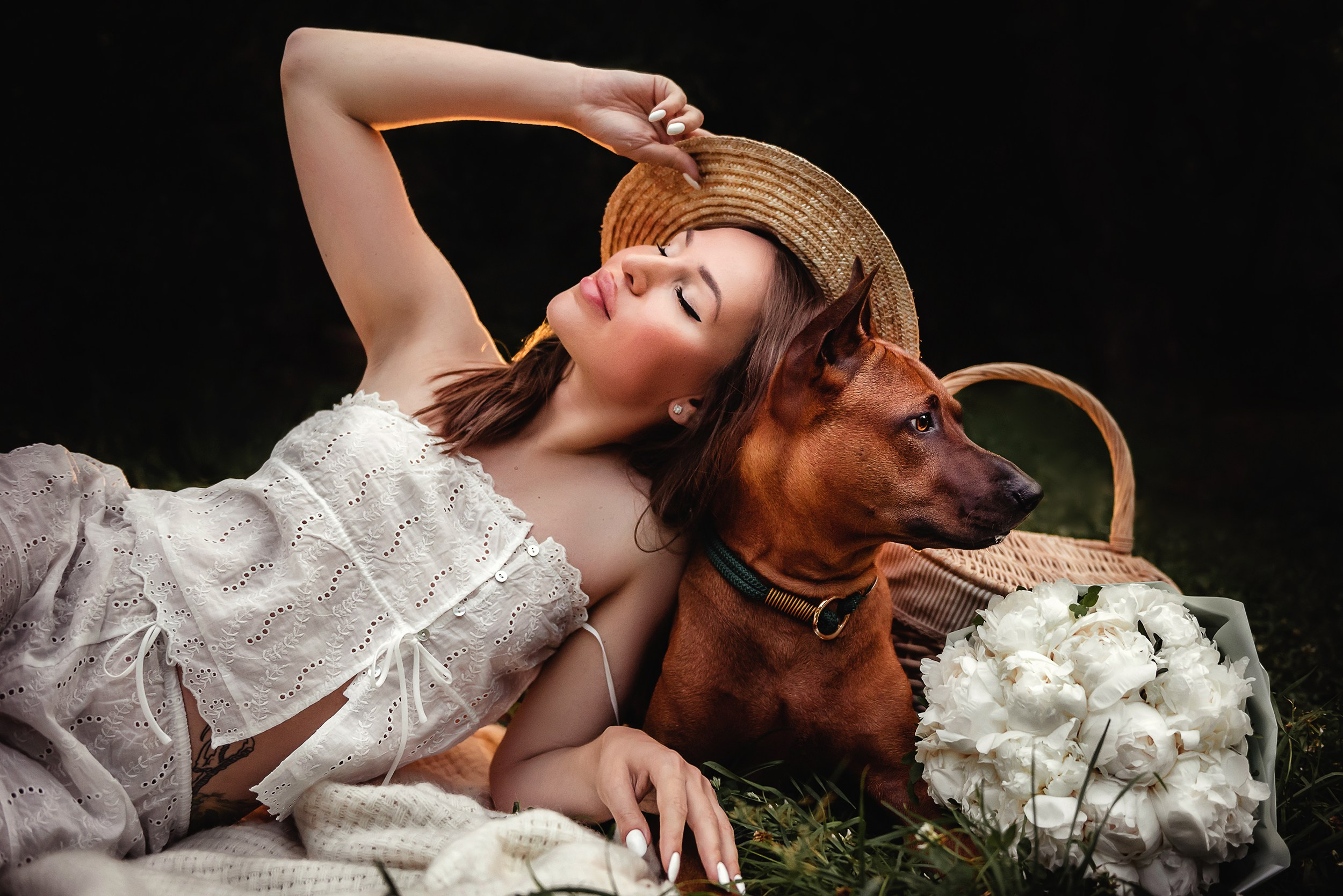 Оксана и Зевс на даче. Семейный Фотограф в Москве Ирина Хохлова