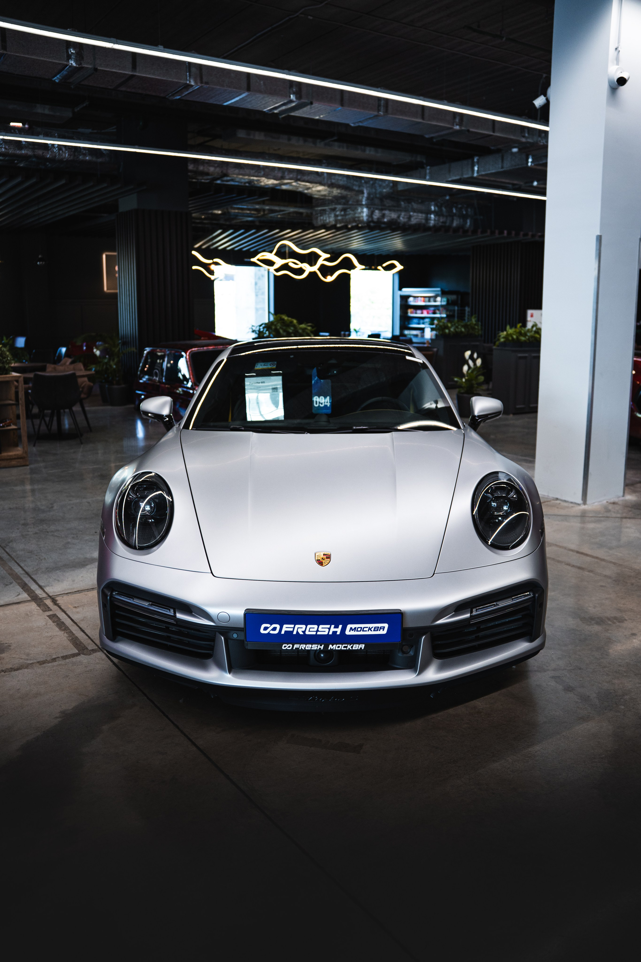 Москва, автосалон Freshauto. 42Studio