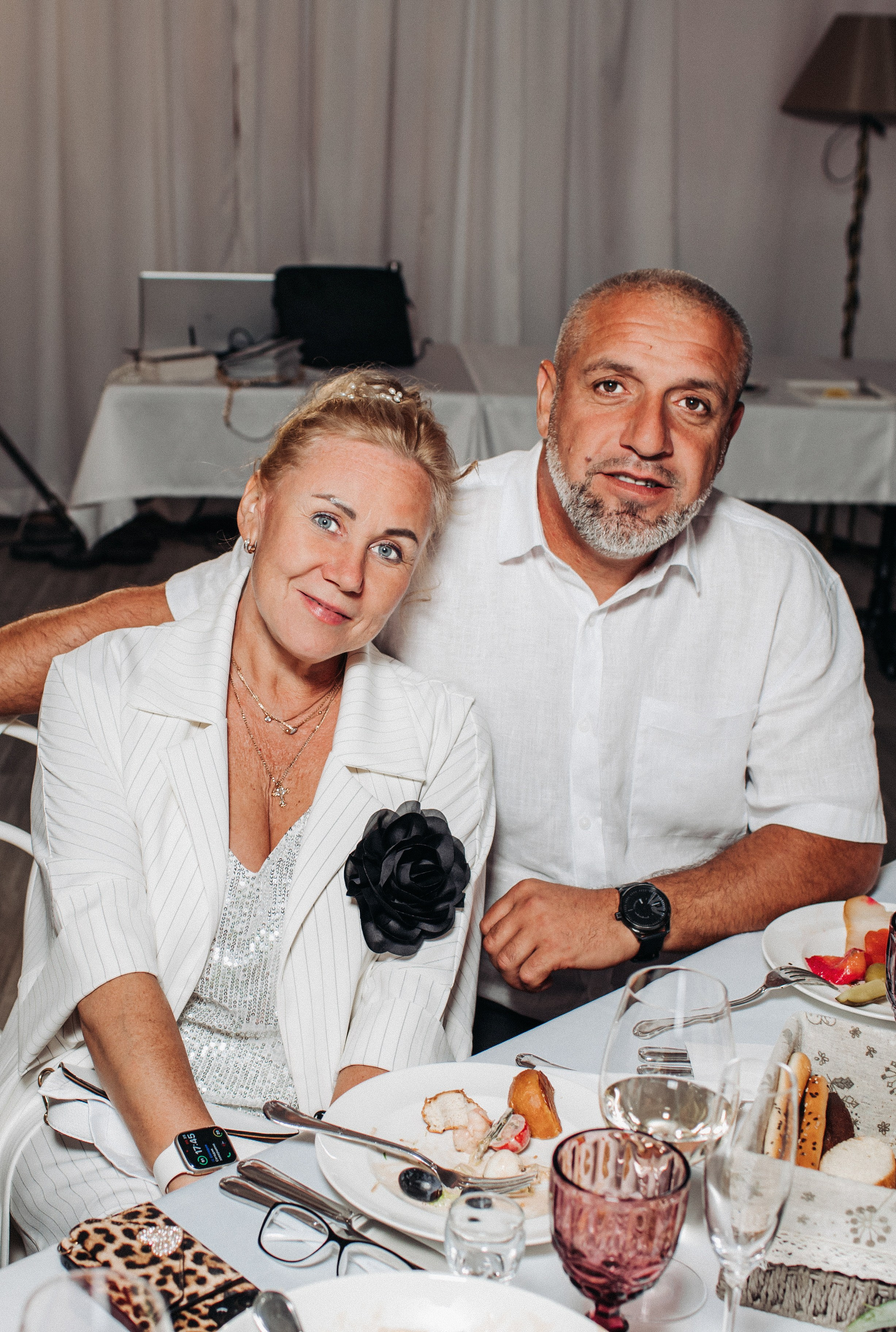 Vlad & Nadya (Saint-Petersburg, Russia). Destination wedding photographer Peter Letu